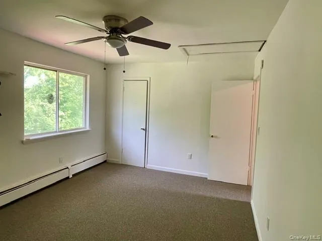 21 Black Stallion Court, Middletown, NY, 3 Bedrooms Bedrooms, 7 Rooms Rooms,1 BathroomBathrooms,Residential,For Rent,Black Stallion,0,1037400 21 Black Stallion Court, Middletown, NY, 3 Bedrooms Bedrooms, 7 Rooms Rooms,1 BathroomBathrooms,Residential,For Rent,Black Stallion,0,1037400