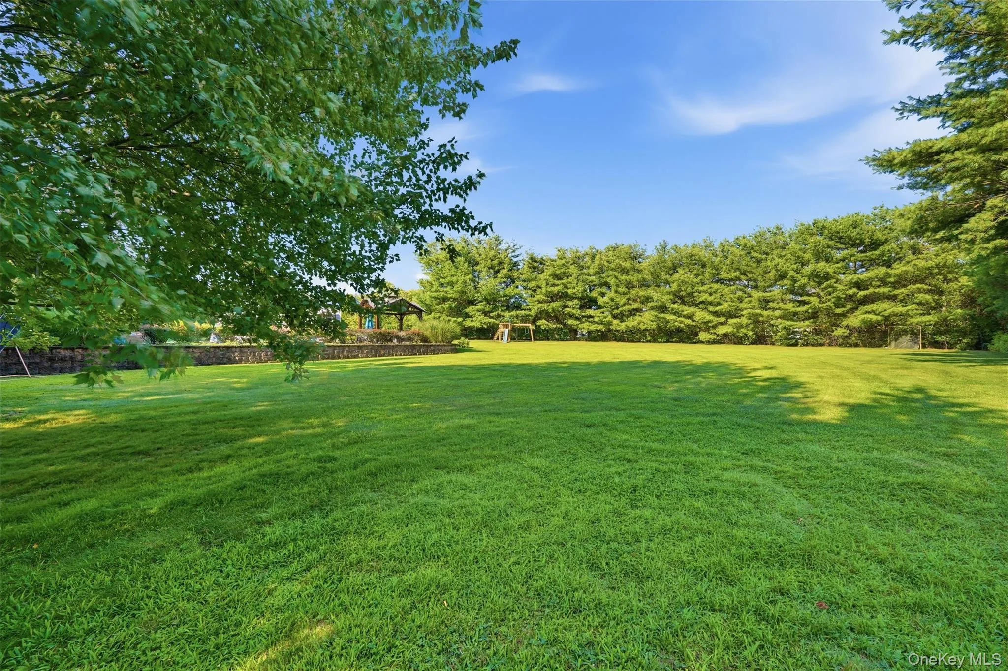 71 Triangle Lane, Riverhead, NY, 3 Bedrooms Bedrooms, 6 Rooms Rooms,2 BathroomsBathrooms,Residential,For Rent,Triangle,0,1037404 71 Triangle Lane, Riverhead, NY, 3 Bedrooms Bedrooms, 6 Rooms Rooms,2 BathroomsBathrooms,Residential,For Rent,Triangle,0,1037404