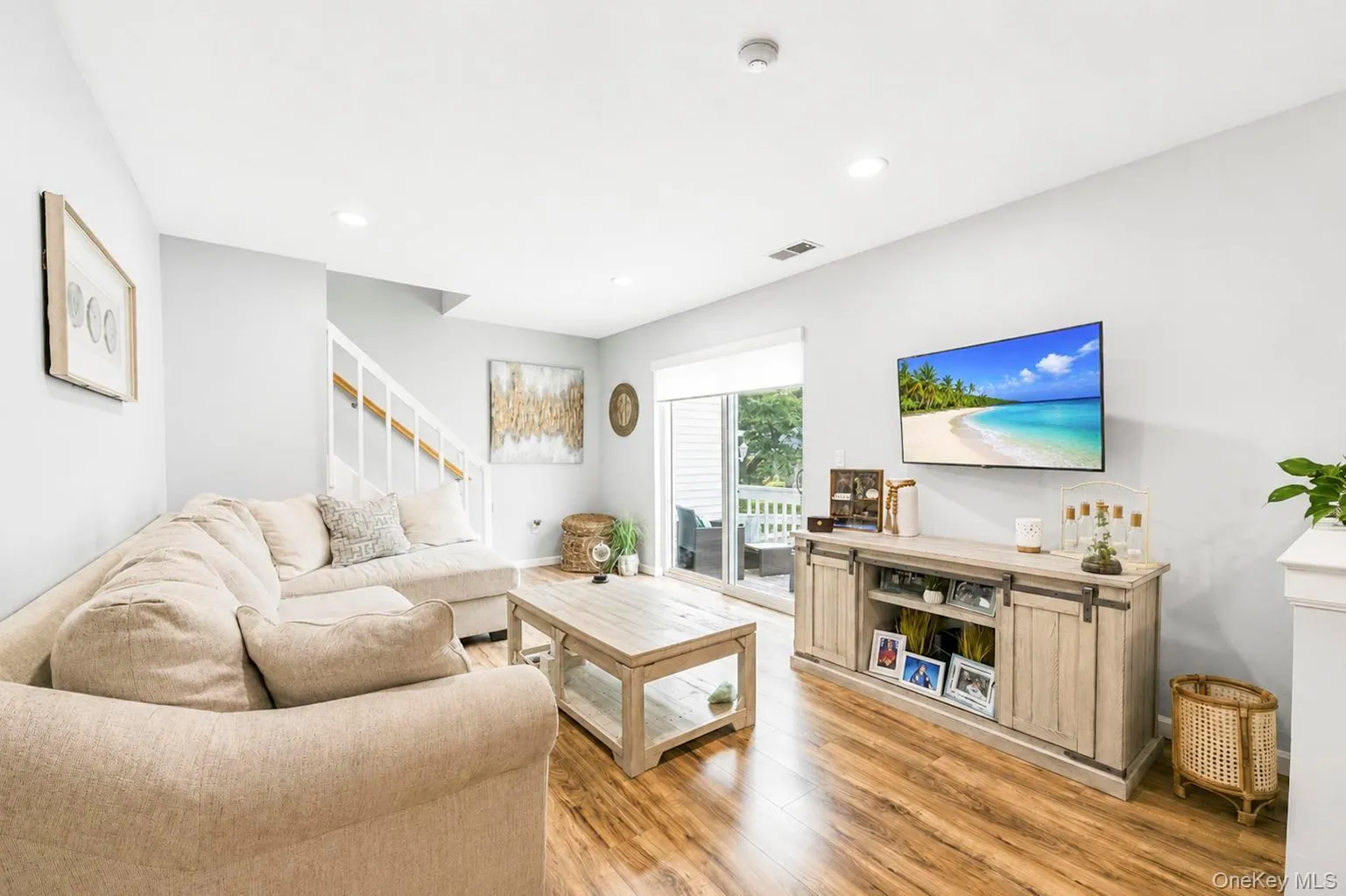 3518 Gibbs Road, Brookhaven, NY, 2 Bedrooms Bedrooms, 6 Rooms Rooms,1 BathroomBathrooms,Residential,For Rent,Gibbs,0,1037405 3518 Gibbs Road, Brookhaven, NY, 2 Bedrooms Bedrooms, 6 Rooms Rooms,1 BathroomBathrooms,Residential,For Rent,Gibbs,0,1037405