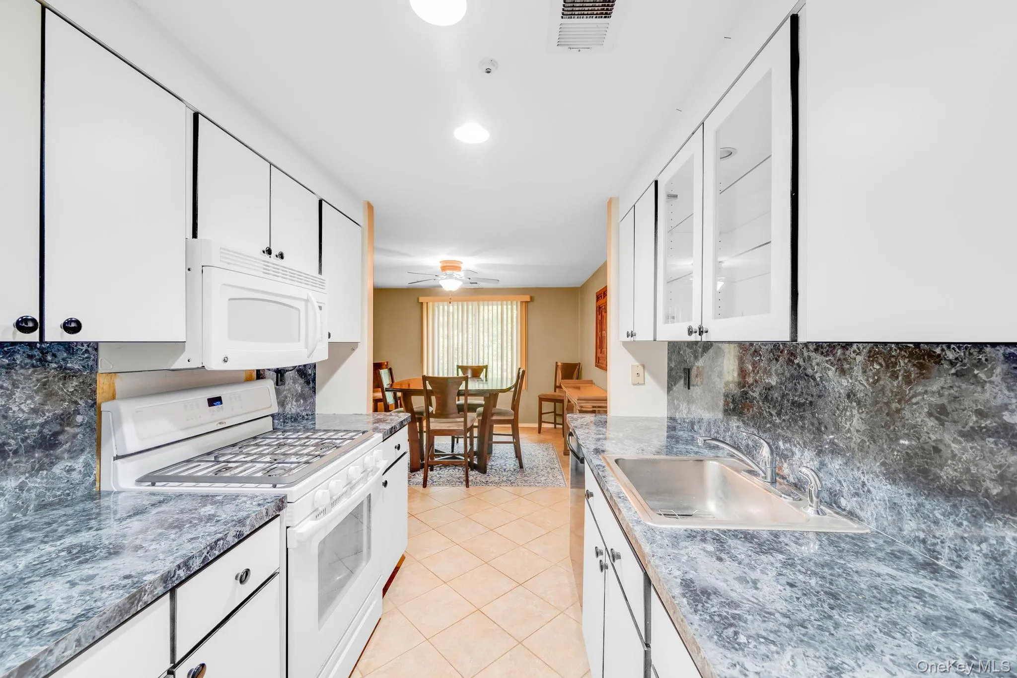 401 Birchwood Road, Brookhaven, NY, 3 Bedrooms Bedrooms, 6 Rooms Rooms,1 BathroomBathrooms,Residential,For Rent,Birchwood,0,1037406 401 Birchwood Road, Brookhaven, NY, 3 Bedrooms Bedrooms, 6 Rooms Rooms,1 BathroomBathrooms,Residential,For Rent,Birchwood,0,1037406