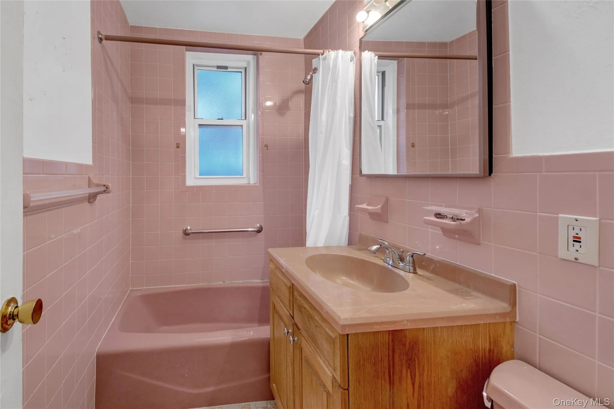 110 De Haven Drive, Yonkers, NY, 2 Bedrooms Bedrooms, 5 Rooms Rooms,1 BathroomBathrooms,Residential,For Rent,De Haven,0,1037410 110 De Haven Drive, Yonkers, NY, 2 Bedrooms Bedrooms, 5 Rooms Rooms,1 BathroomBathrooms,Residential,For Rent,De Haven,0,1037410