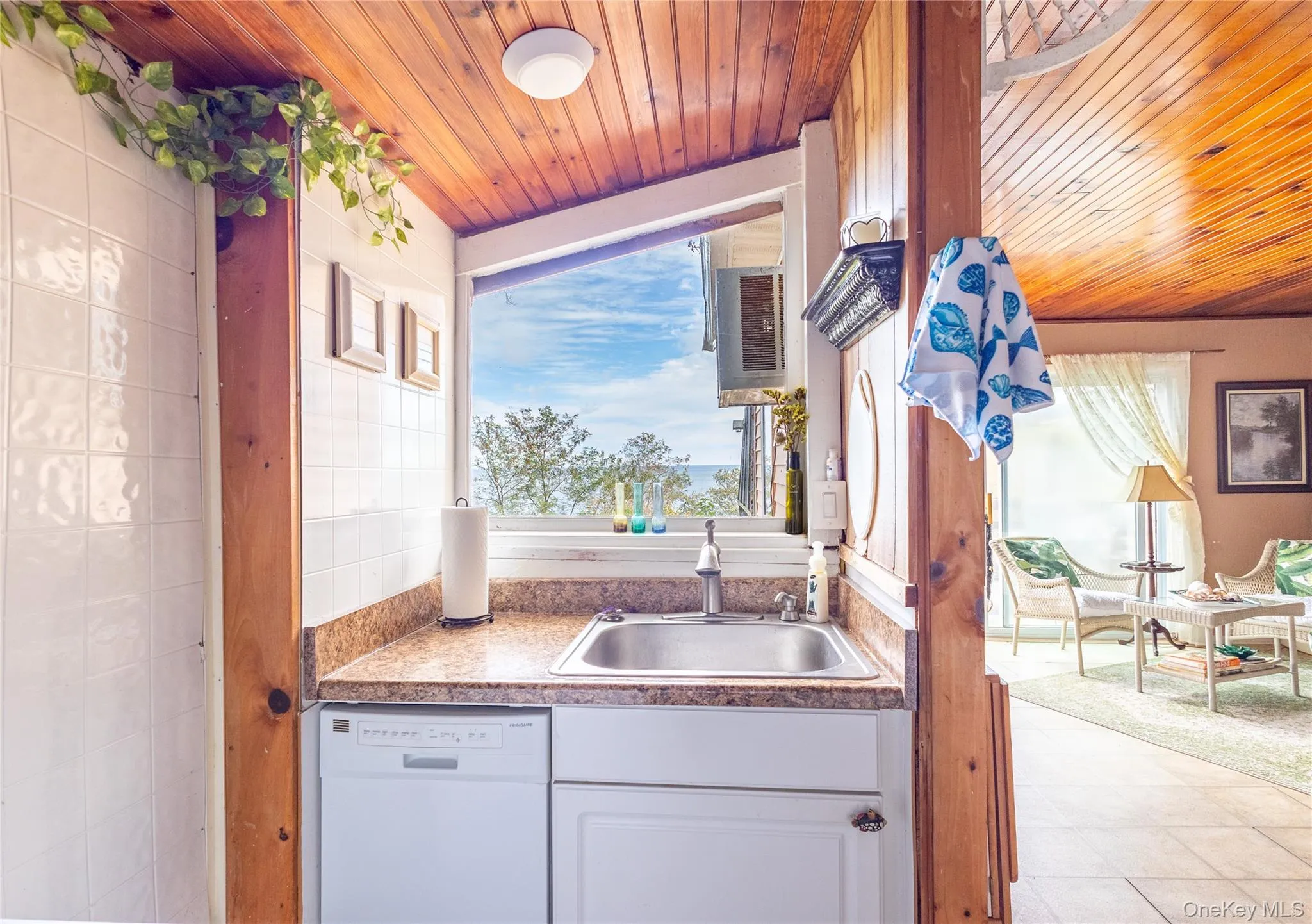10 Acorn Path, Riverhead, NY, 2 Bedrooms Bedrooms, 4 Rooms Rooms,2 BathroomsBathrooms,Residential,For Rent,Acorn,0,1037418 10 Acorn Path, Riverhead, NY, 2 Bedrooms Bedrooms, 4 Rooms Rooms,2 BathroomsBathrooms,Residential,For Rent,Acorn,0,1037418