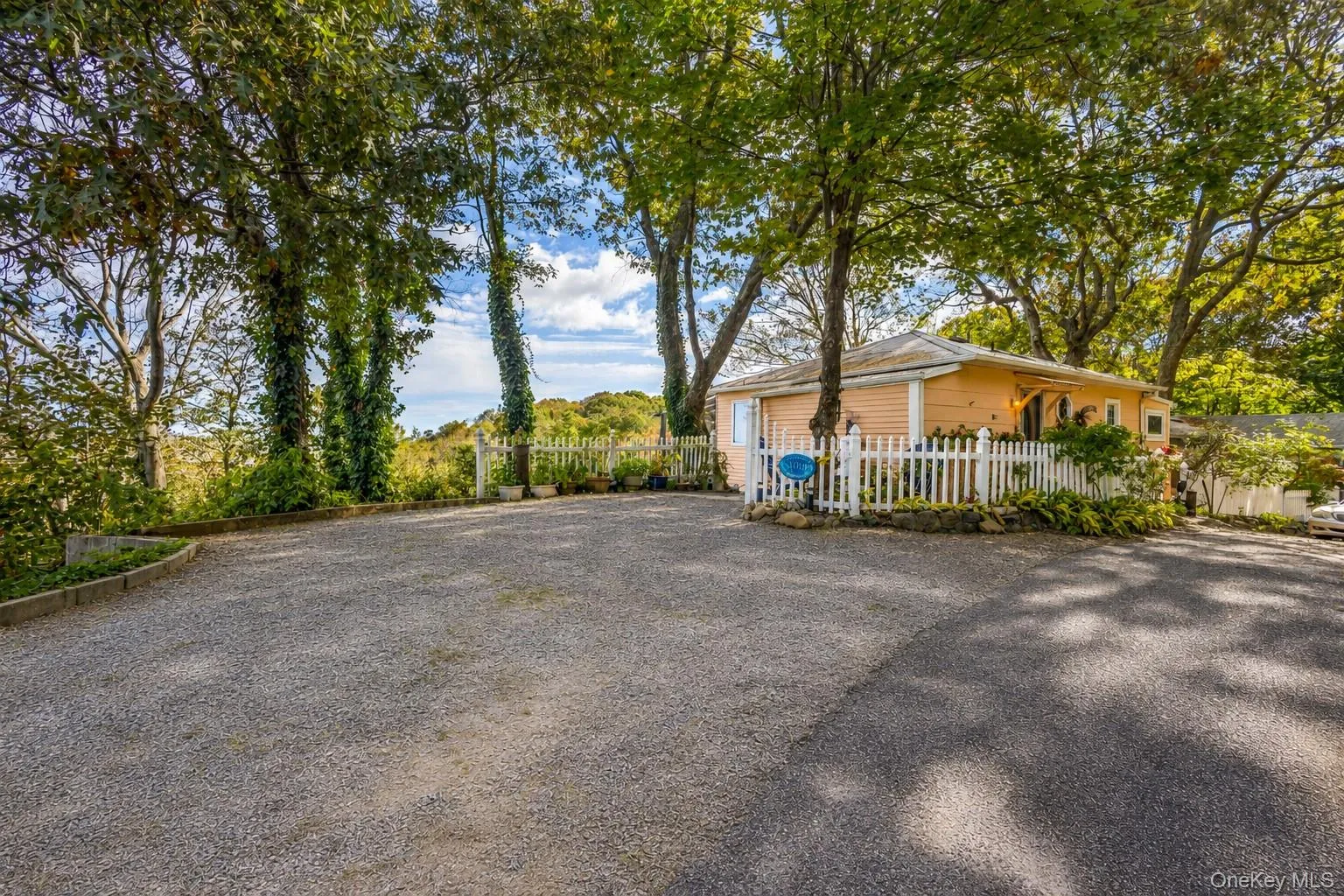 10 Acorn Path, Riverhead, NY, 2 Bedrooms Bedrooms, 4 Rooms Rooms,2 BathroomsBathrooms,Residential,For Rent,Acorn,0,1037418 10 Acorn Path, Riverhead, NY, 2 Bedrooms Bedrooms, 4 Rooms Rooms,2 BathroomsBathrooms,Residential,For Rent,Acorn,0,1037418
