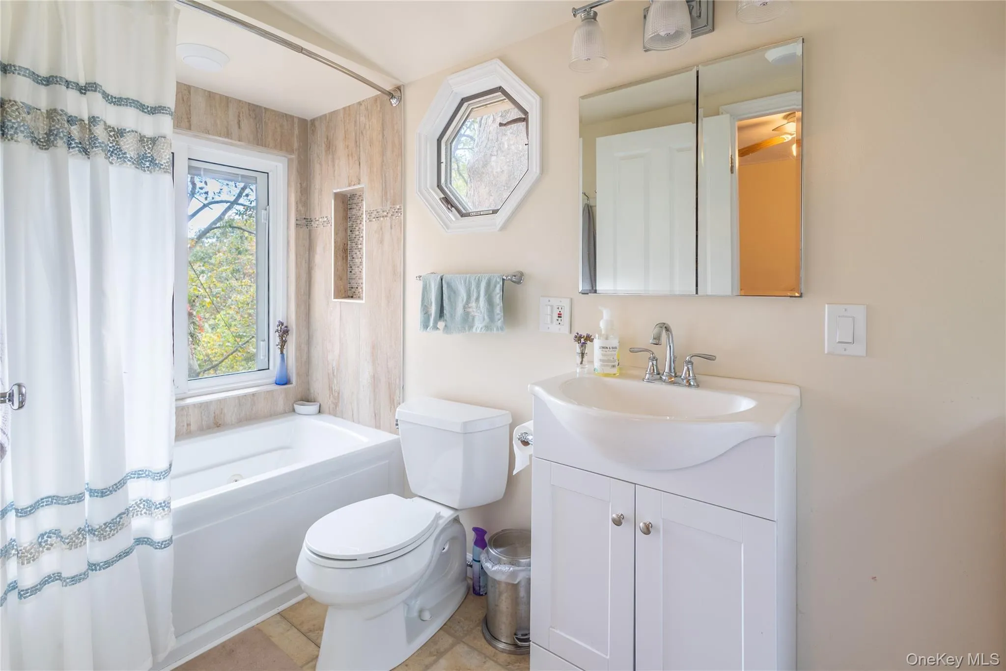 10 Acorn Path, Riverhead, NY, 2 Bedrooms Bedrooms, 4 Rooms Rooms,2 BathroomsBathrooms,Residential,For Rent,Acorn,0,1037418 10 Acorn Path, Riverhead, NY, 2 Bedrooms Bedrooms, 4 Rooms Rooms,2 BathroomsBathrooms,Residential,For Rent,Acorn,0,1037418