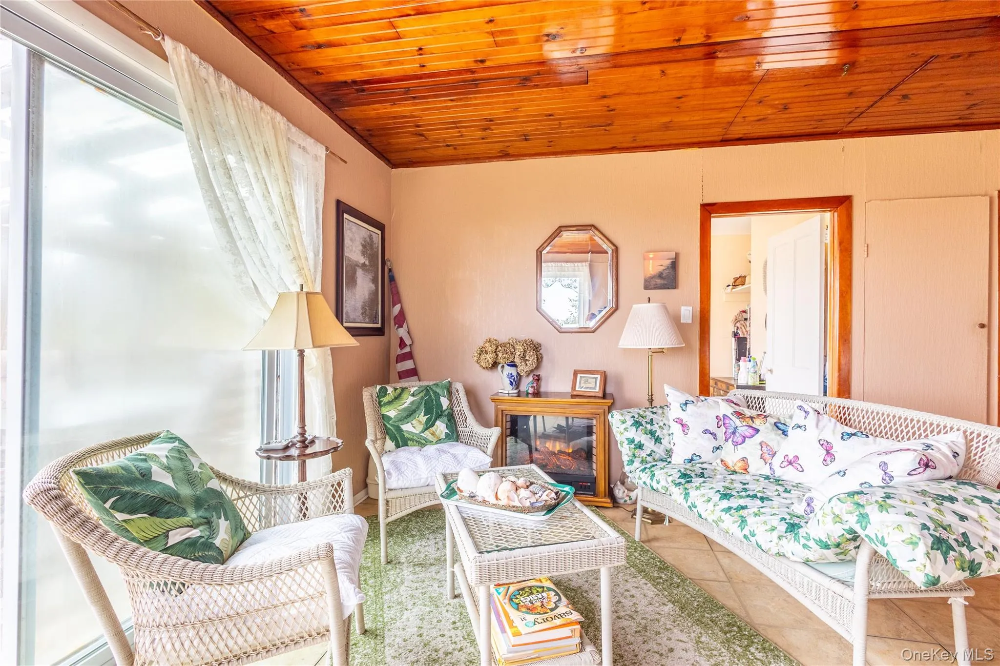 10 Acorn Path, Riverhead, NY, 2 Bedrooms Bedrooms, 4 Rooms Rooms,2 BathroomsBathrooms,Residential,For Rent,Acorn,0,1037418 10 Acorn Path, Riverhead, NY, 2 Bedrooms Bedrooms, 4 Rooms Rooms,2 BathroomsBathrooms,Residential,For Rent,Acorn,0,1037418