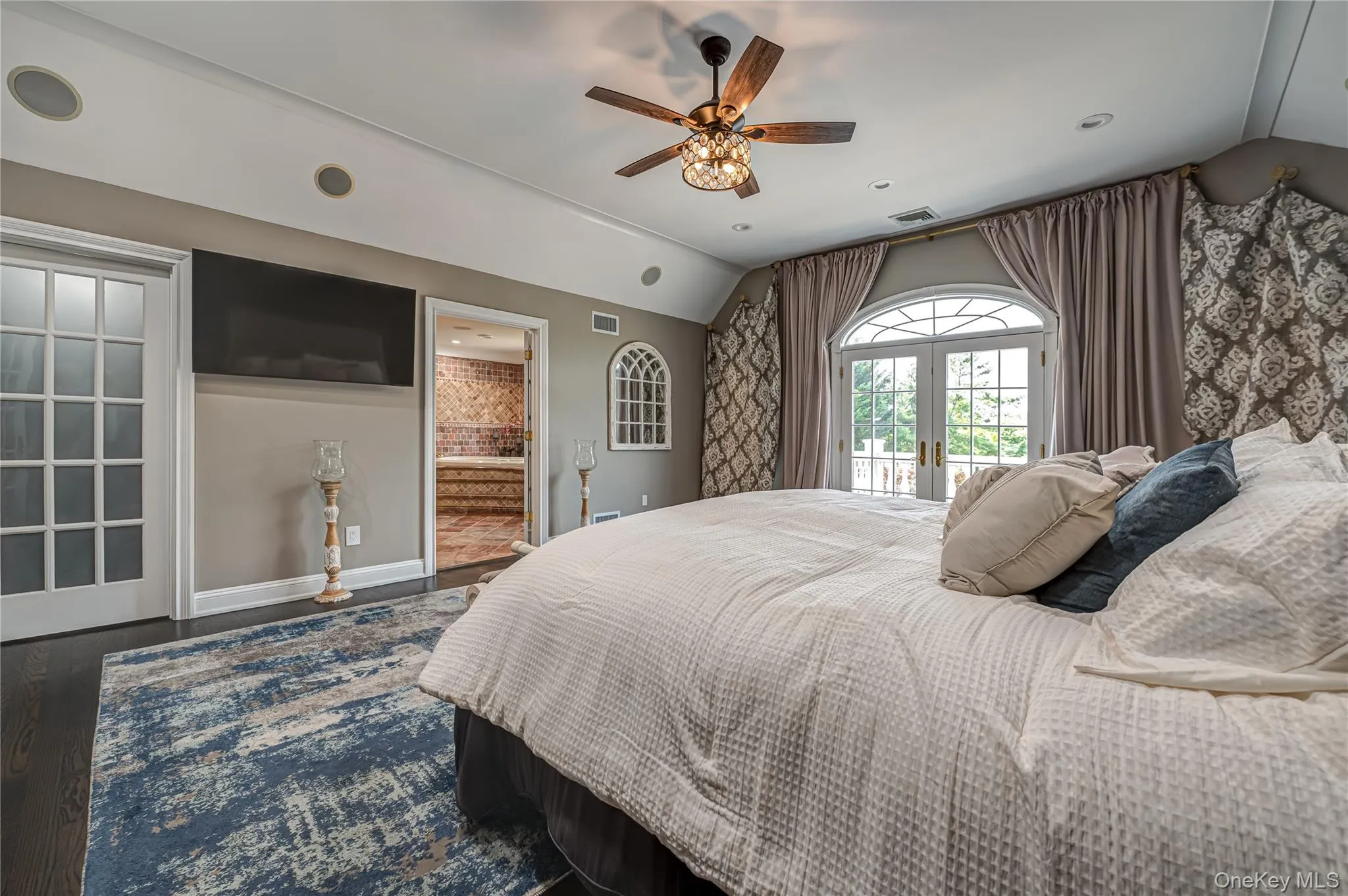 26 The Helm, Islip, NY, 5 Bedrooms Bedrooms, 11 Rooms Rooms,4 BathroomsBathrooms,Residential,For Rent,The Helm,0,1037419 26 The Helm, Islip, NY, 5 Bedrooms Bedrooms, 11 Rooms Rooms,4 BathroomsBathrooms,Residential,For Rent,The Helm,0,1037419