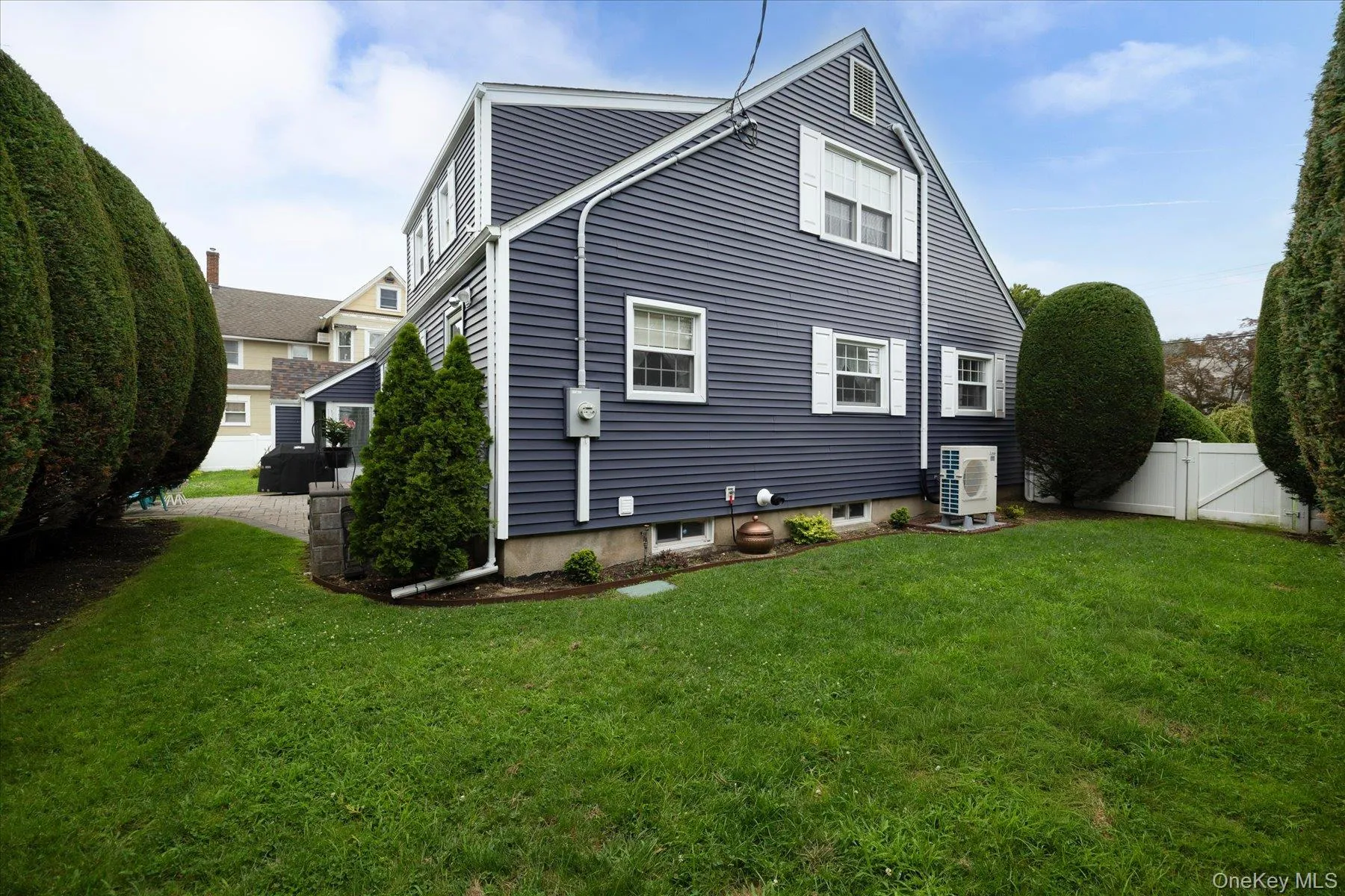 Side yard Side yard