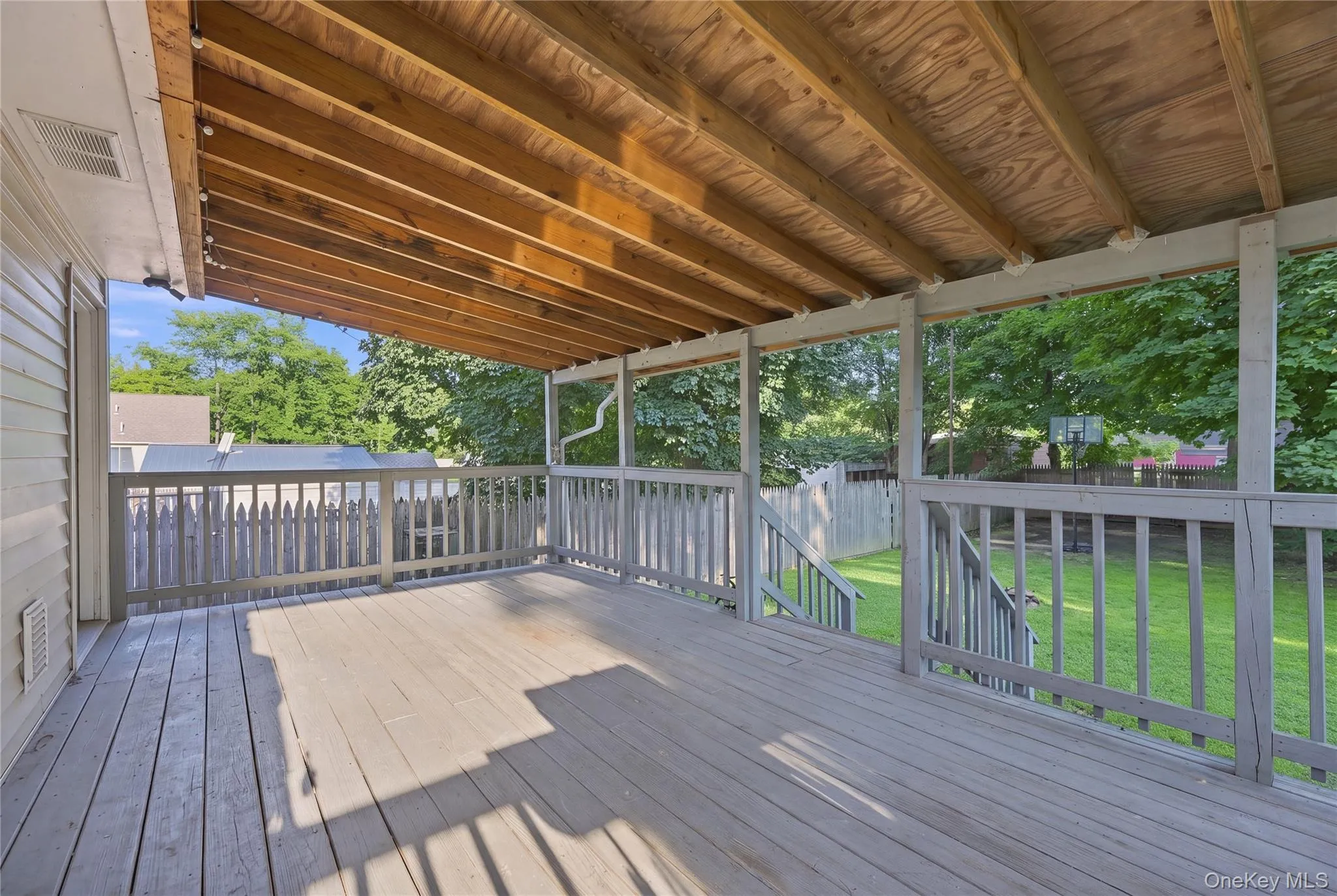 15 Maple Street, Newburgh (city), NY, 5 Bedrooms Bedrooms, 9 Rooms Rooms,2 BathroomsBathrooms,Residential,For Rent,Maple,0,1037424 15 Maple Street, Newburgh (city), NY, 5 Bedrooms Bedrooms, 9 Rooms Rooms,2 BathroomsBathrooms,Residential,For Rent,Maple,0,1037424