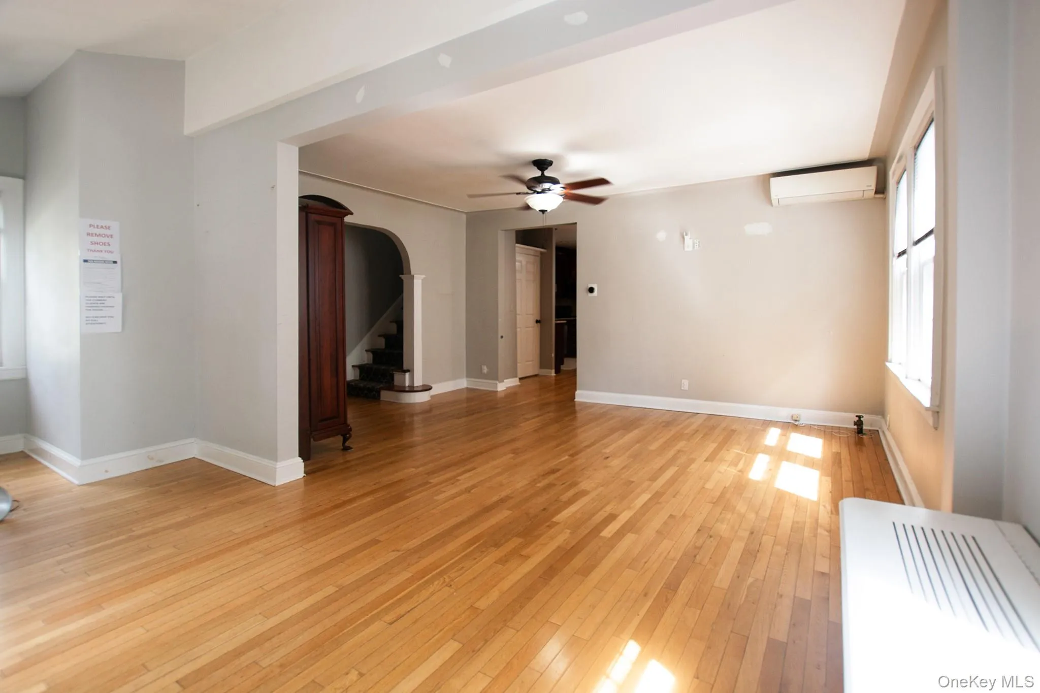 8903 249th Street, New York, NY, 3 Bedroom Bedrooms, 7 Room Rooms,2 BathroomBathrooms,Residential Lease,For Rent,249th,0,1037426 8903 249th Street, New York, NY, 3 Bedroom Bedrooms, 7 Room Rooms,2 BathroomBathrooms,Residential Lease,For Rent,249th,0,1037426