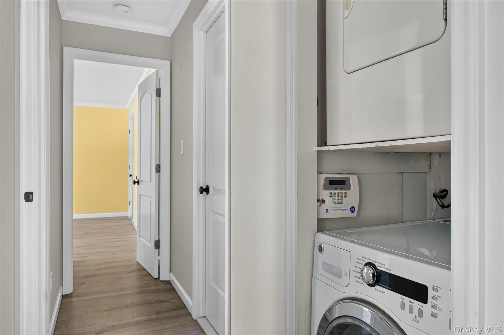 175 Maple Avenue, North Hempstead, NY, 2 Bedrooms Bedrooms, 5 Rooms Rooms,2 BathroomsBathrooms,Residential,For Rent,Maple,0,1037433 175 Maple Avenue, North Hempstead, NY, 2 Bedrooms Bedrooms, 5 Rooms Rooms,2 BathroomsBathrooms,Residential,For Rent,Maple,0,1037433