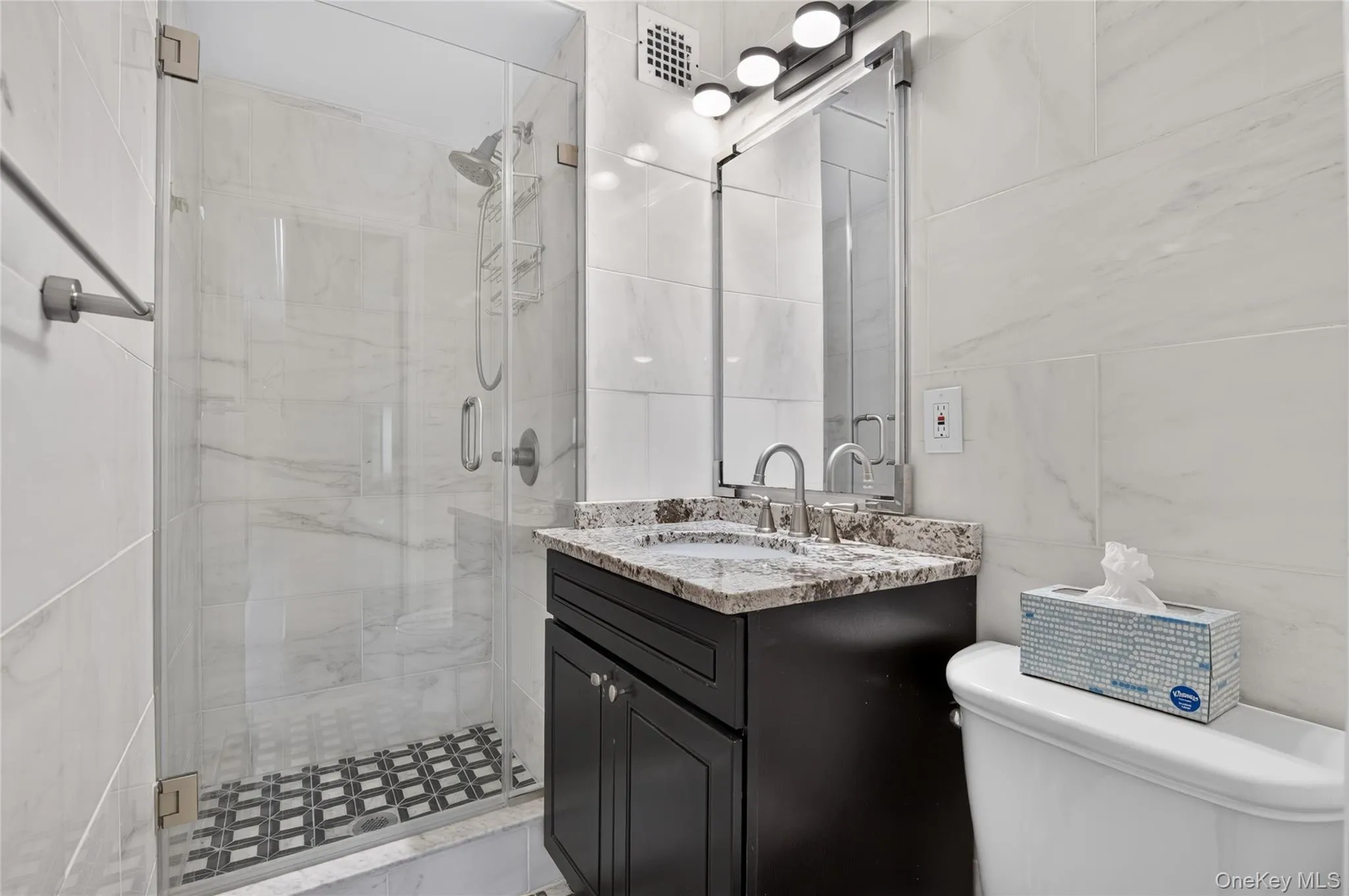 175 Maple Avenue, North Hempstead, NY, 2 Bedrooms Bedrooms, 5 Rooms Rooms,2 BathroomsBathrooms,Residential,For Rent,Maple,0,1037433 175 Maple Avenue, North Hempstead, NY, 2 Bedrooms Bedrooms, 5 Rooms Rooms,2 BathroomsBathrooms,Residential,For Rent,Maple,0,1037433