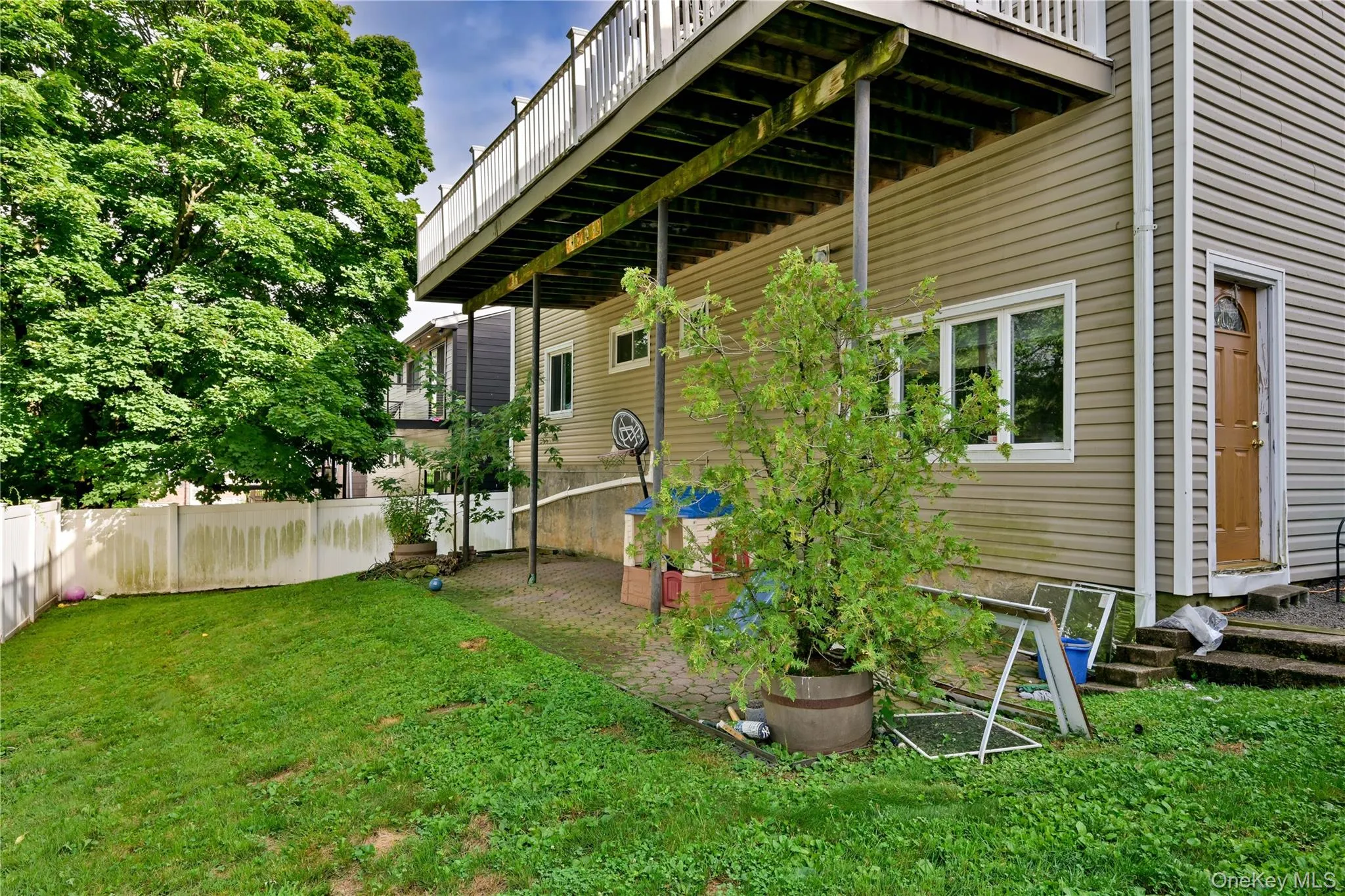 148 Newport Road, Yonkers, NY, 3 Bedrooms Bedrooms, 7 Rooms Rooms,2 BathroomsBathrooms,Residential,For Rent,Newport,0,1037436 148 Newport Road, Yonkers, NY, 3 Bedrooms Bedrooms, 7 Rooms Rooms,2 BathroomsBathrooms,Residential,For Rent,Newport,0,1037436