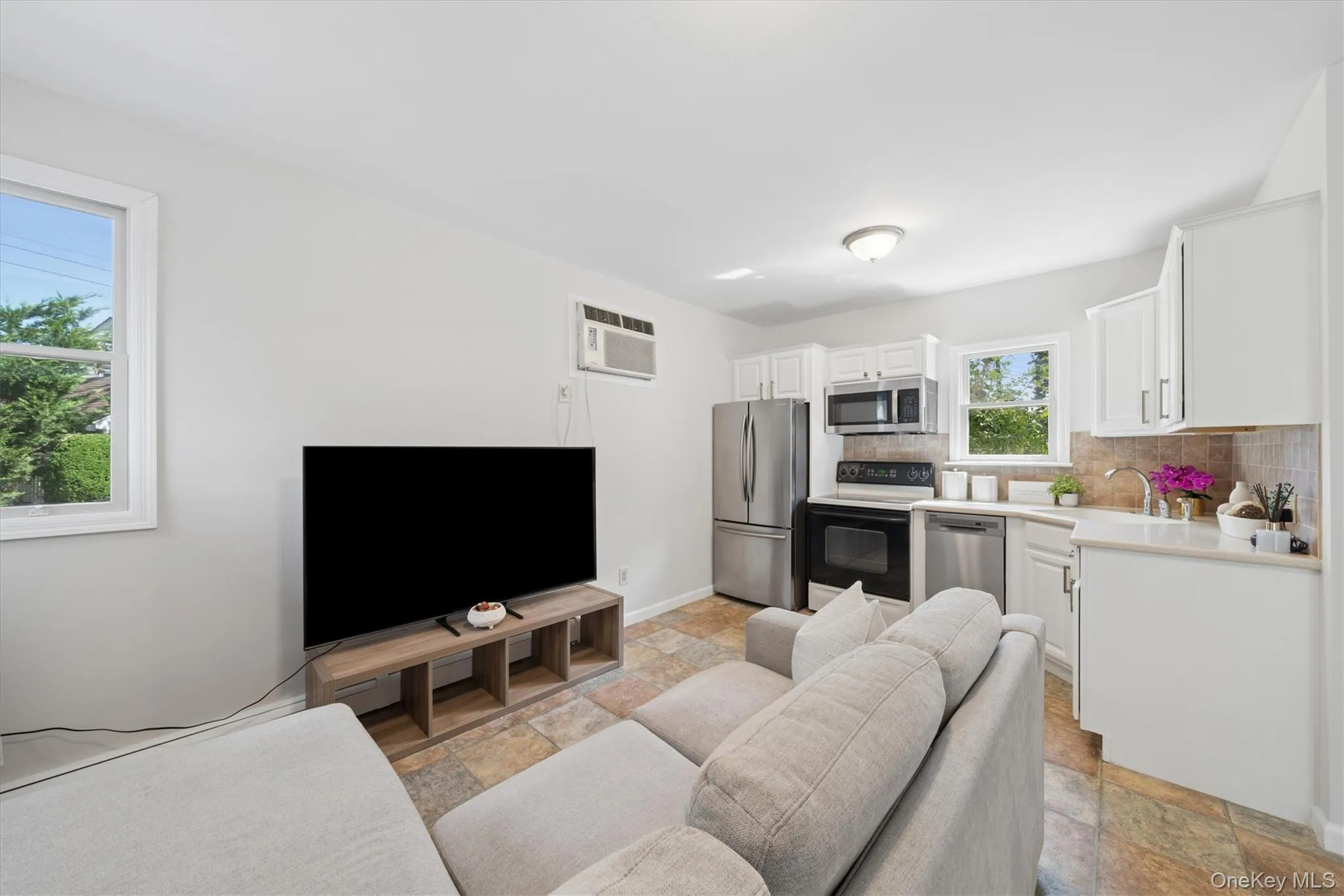 1116 Linden Street, Hempstead, NY, 5 Bedrooms Bedrooms, 12 Rooms Rooms,2 BathroomsBathrooms,Residential,For Rent,Linden,0,1037438 1116 Linden Street, Hempstead, NY, 5 Bedrooms Bedrooms, 12 Rooms Rooms,2 BathroomsBathrooms,Residential,For Rent,Linden,0,1037438