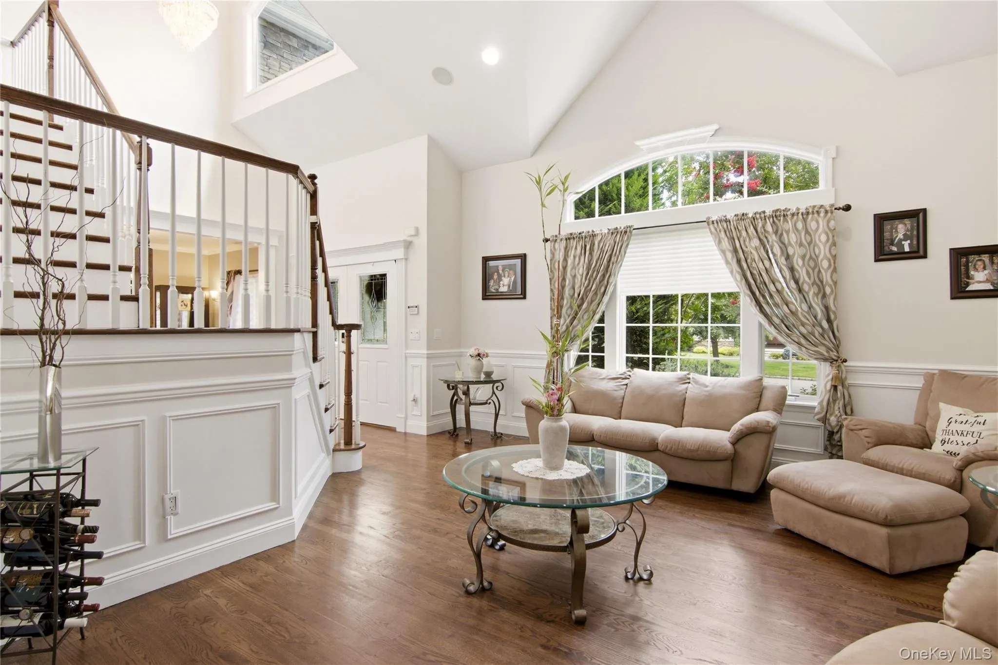 6 Hayloft Court, Smithtown, NY, 5 Bedrooms Bedrooms, 10 Rooms Rooms,3 BathroomsBathrooms,Residential,For Rent,Hayloft,0,1037441 6 Hayloft Court, Smithtown, NY, 5 Bedrooms Bedrooms, 10 Rooms Rooms,3 BathroomsBathrooms,Residential,For Rent,Hayloft,0,1037441