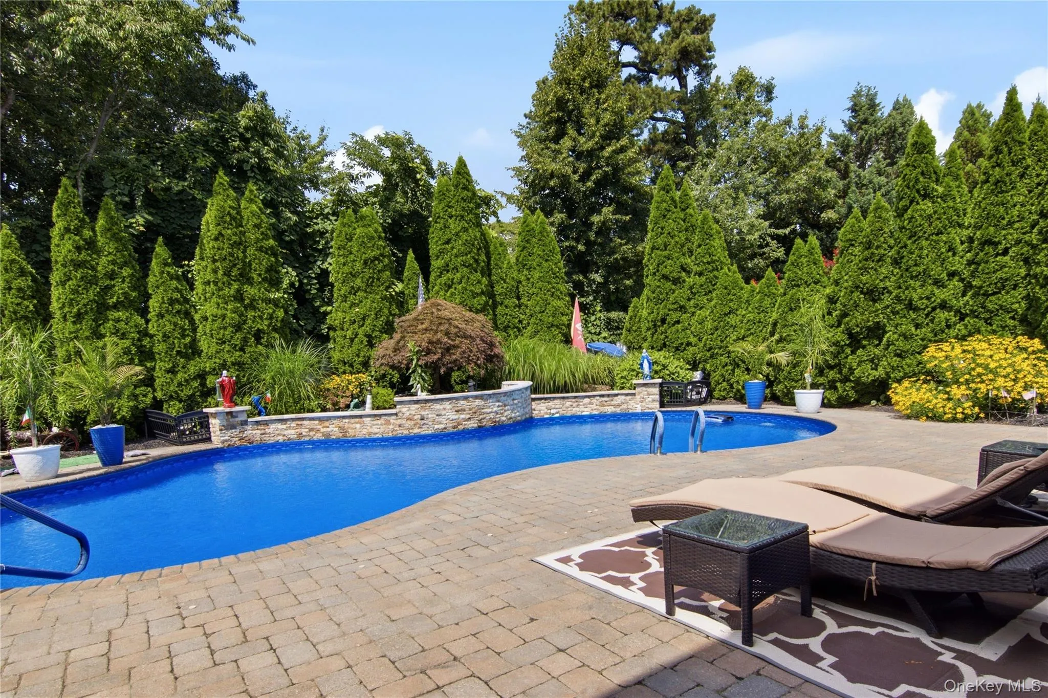 6 Hayloft Court, Smithtown, NY, 5 Bedrooms Bedrooms, 10 Rooms Rooms,3 BathroomsBathrooms,Residential,For Rent,Hayloft,0,1037441 6 Hayloft Court, Smithtown, NY, 5 Bedrooms Bedrooms, 10 Rooms Rooms,3 BathroomsBathrooms,Residential,For Rent,Hayloft,0,1037441