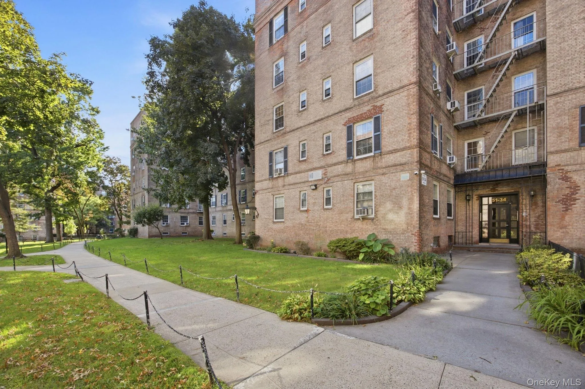 51-34 30th Avenue, New York, NY, 1 Bedroom Bedrooms, 4 Rooms Rooms,1 BathroomBathrooms,Residential,For Rent,30th,0,1037447 51-34 30th Avenue, New York, NY, 1 Bedroom Bedrooms, 4 Rooms Rooms,1 BathroomBathrooms,Residential,For Rent,30th,0,1037447