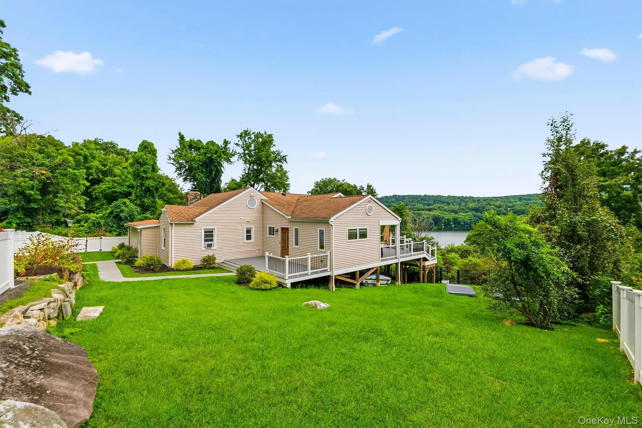 1408 Route 292, Pawling, NY, 2 Bedrooms Bedrooms, 6 Rooms Rooms,2 BathroomsBathrooms,Residential Lease,For Rent,Route 292,0,1037448 1408 Route 292, Pawling, NY, 2 Bedrooms Bedrooms, 6 Rooms Rooms,2 BathroomsBathrooms,Residential Lease,For Rent,Route 292,0,1037448