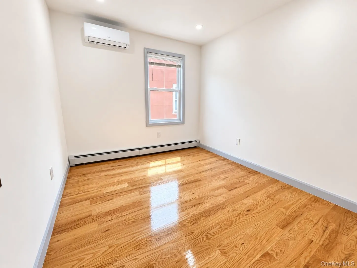 137-28 229 street 229th street, New York, NY, 3 Bedroom Bedrooms, 7 Room Rooms,1 BathroomBathrooms,Residential Lease,For Rent,229th street,0,1037449 137-28 229 street 229th street, New York, NY, 3 Bedroom Bedrooms, 7 Room Rooms,1 BathroomBathrooms,Residential Lease,For Rent,229th street,0,1037449