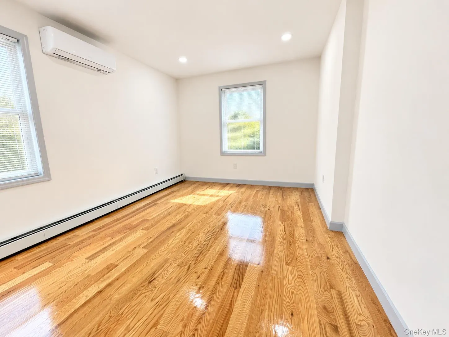137-28 229 street 229th street, New York, NY, 3 Bedroom Bedrooms, 7 Room Rooms,1 BathroomBathrooms,Residential Lease,For Rent,229th street,0,1037449 137-28 229 street 229th street, New York, NY, 3 Bedroom Bedrooms, 7 Room Rooms,1 BathroomBathrooms,Residential Lease,For Rent,229th street,0,1037449