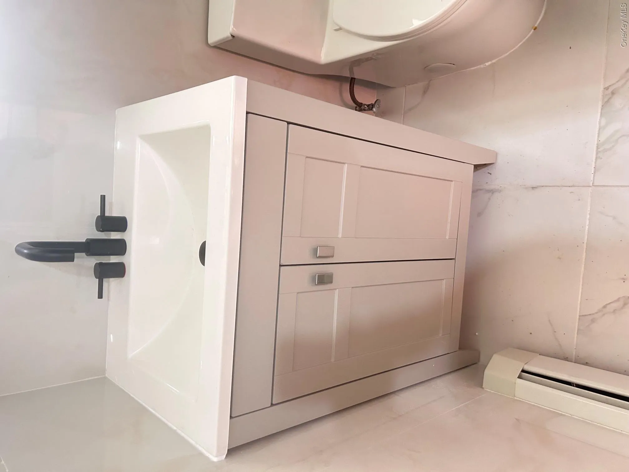 137-28 229 street 229th street, New York, NY, 3 Bedrooms Bedrooms, 7 Rooms Rooms,1 BathroomBathrooms,Residential Lease,For Rent,229th street,0,1037449 137-28 229 street 229th street, New York, NY, 3 Bedrooms Bedrooms, 7 Rooms Rooms,1 BathroomBathrooms,Residential Lease,For Rent,229th street,0,1037449