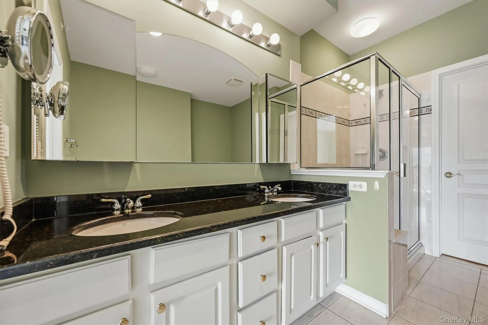 28 De Baun Avenue, Ramapo, NY, 2 Bedrooms Bedrooms, 8 Rooms Rooms,2 BathroomsBathrooms,Residential,For Rent,De Baun,0,1037454 28 De Baun Avenue, Ramapo, NY, 2 Bedrooms Bedrooms, 8 Rooms Rooms,2 BathroomsBathrooms,Residential,For Rent,De Baun,0,1037454