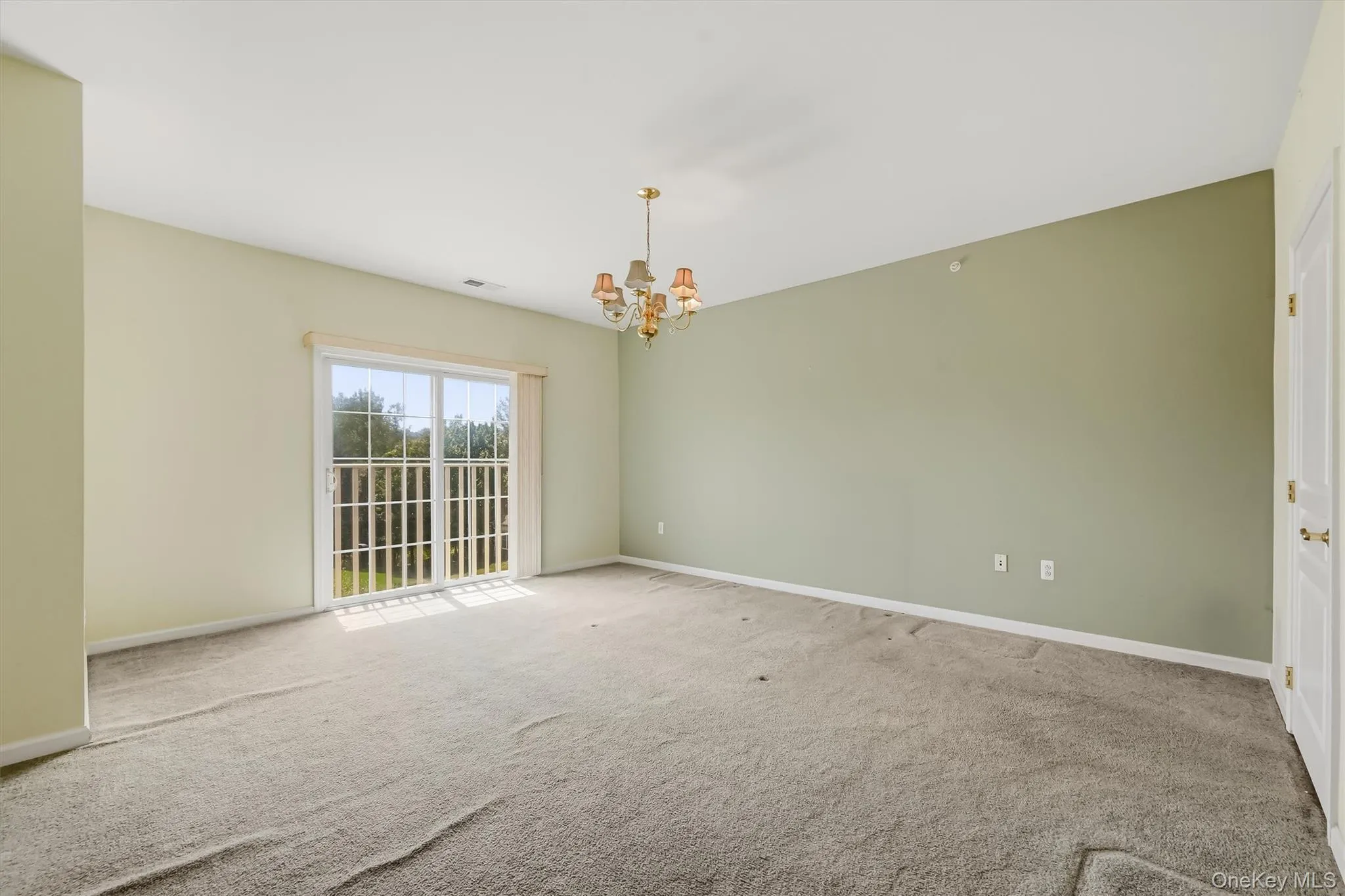 28 De Baun Avenue, Ramapo, NY, 2 Bedrooms Bedrooms, 8 Rooms Rooms,2 BathroomsBathrooms,Residential,For Rent,De Baun,0,1037454 28 De Baun Avenue, Ramapo, NY, 2 Bedrooms Bedrooms, 8 Rooms Rooms,2 BathroomsBathrooms,Residential,For Rent,De Baun,0,1037454