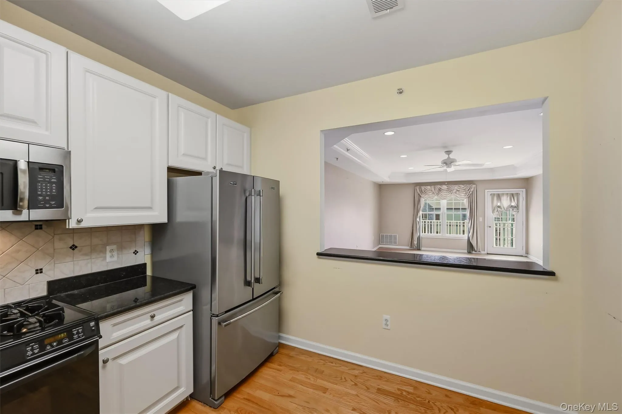 28 De Baun Avenue, Ramapo, NY, 2 Bedrooms Bedrooms, 8 Rooms Rooms,2 BathroomsBathrooms,Residential,For Rent,De Baun,0,1037454 28 De Baun Avenue, Ramapo, NY, 2 Bedrooms Bedrooms, 8 Rooms Rooms,2 BathroomsBathrooms,Residential,For Rent,De Baun,0,1037454
