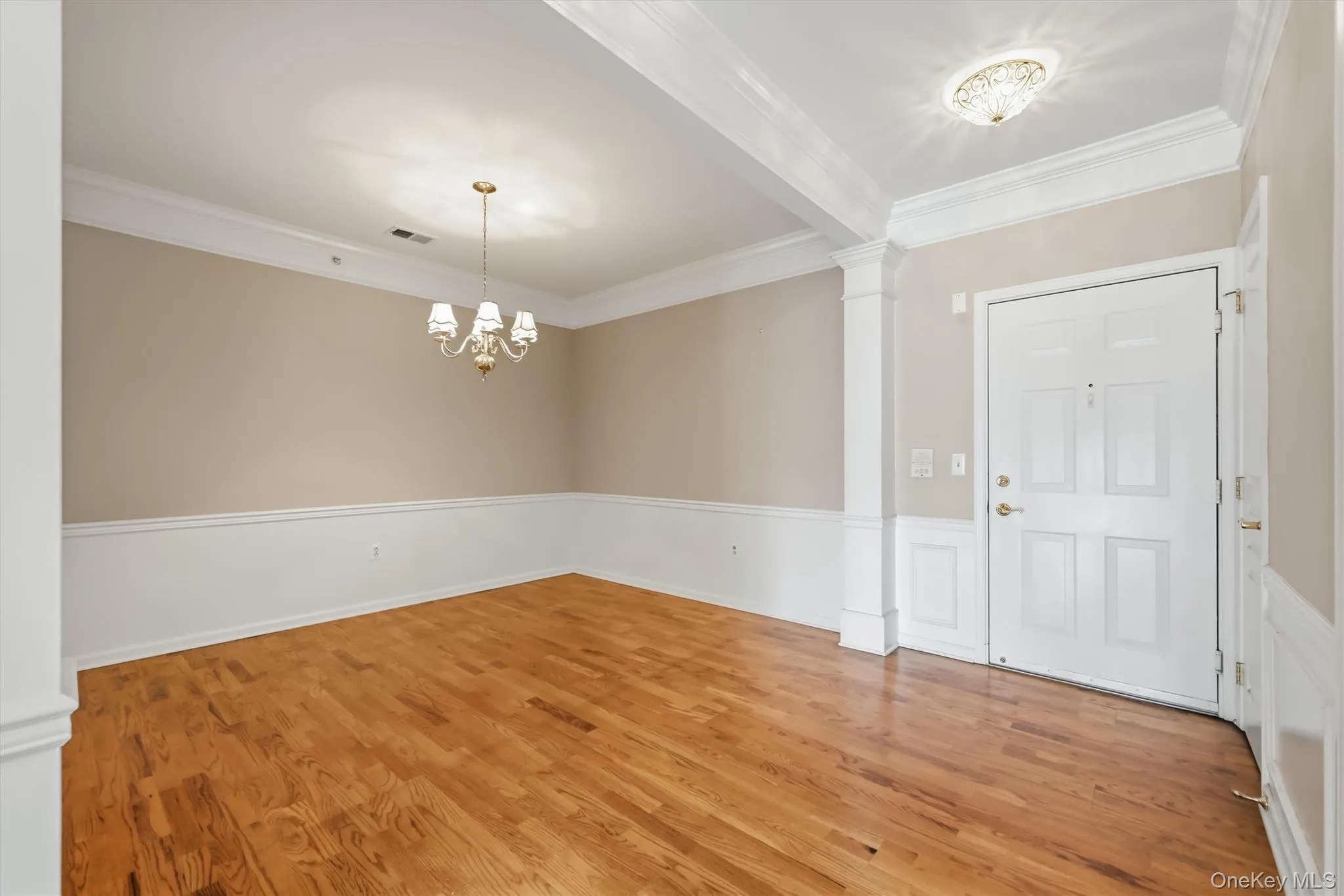 28 De Baun Avenue, Ramapo, NY, 2 Bedrooms Bedrooms, 8 Rooms Rooms,2 BathroomsBathrooms,Residential,For Rent,De Baun,0,1037454 28 De Baun Avenue, Ramapo, NY, 2 Bedrooms Bedrooms, 8 Rooms Rooms,2 BathroomsBathrooms,Residential,For Rent,De Baun,0,1037454