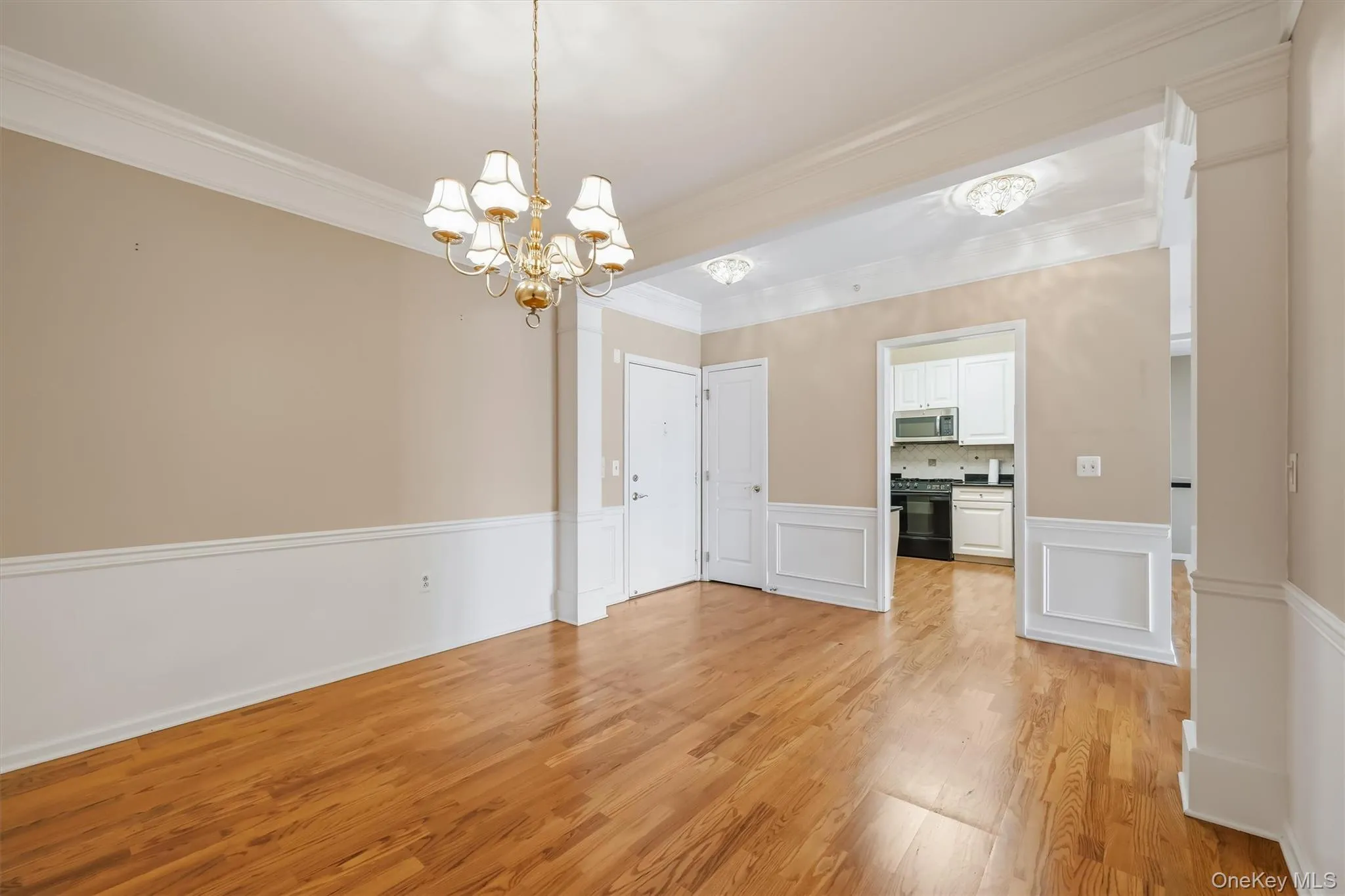 28 De Baun Avenue, Ramapo, NY, 2 Bedrooms Bedrooms, 8 Rooms Rooms,2 BathroomsBathrooms,Residential,For Rent,De Baun,0,1037454 28 De Baun Avenue, Ramapo, NY, 2 Bedrooms Bedrooms, 8 Rooms Rooms,2 BathroomsBathrooms,Residential,For Rent,De Baun,0,1037454
