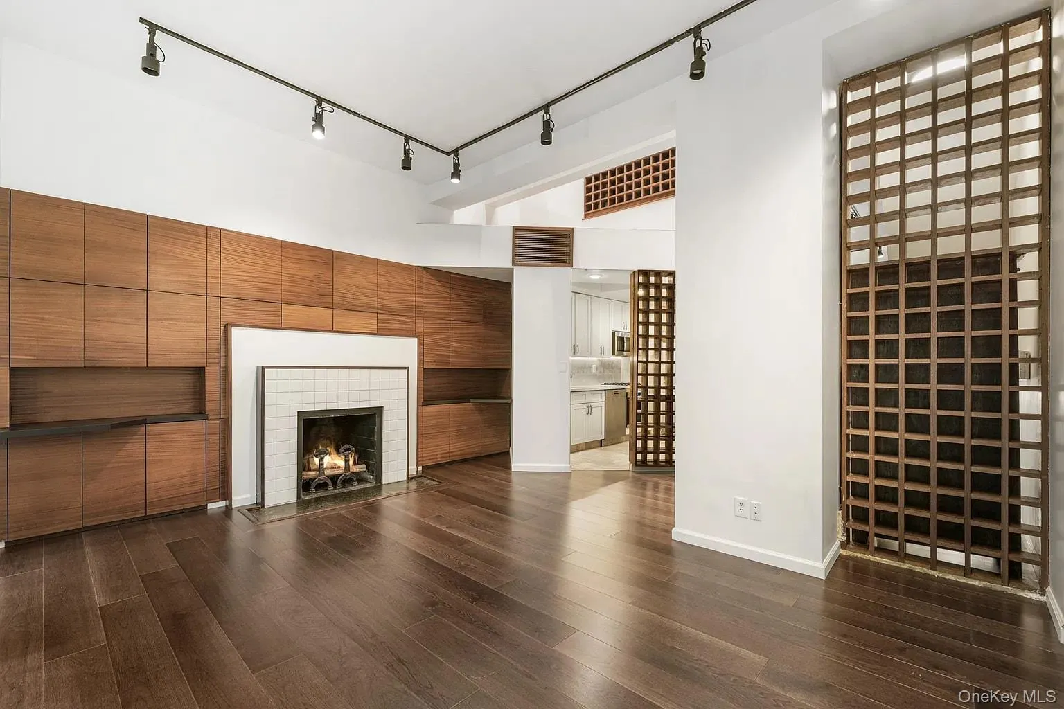322 E 50th St, New York, NY, 3 Bedrooms Bedrooms, 10 Rooms Rooms,2 BathroomsBathrooms,Residential Lease,For Rent,E 50th St,0,1037455 322 E 50th St, New York, NY, 3 Bedrooms Bedrooms, 10 Rooms Rooms,2 BathroomsBathrooms,Residential Lease,For Rent,E 50th St,0,1037455