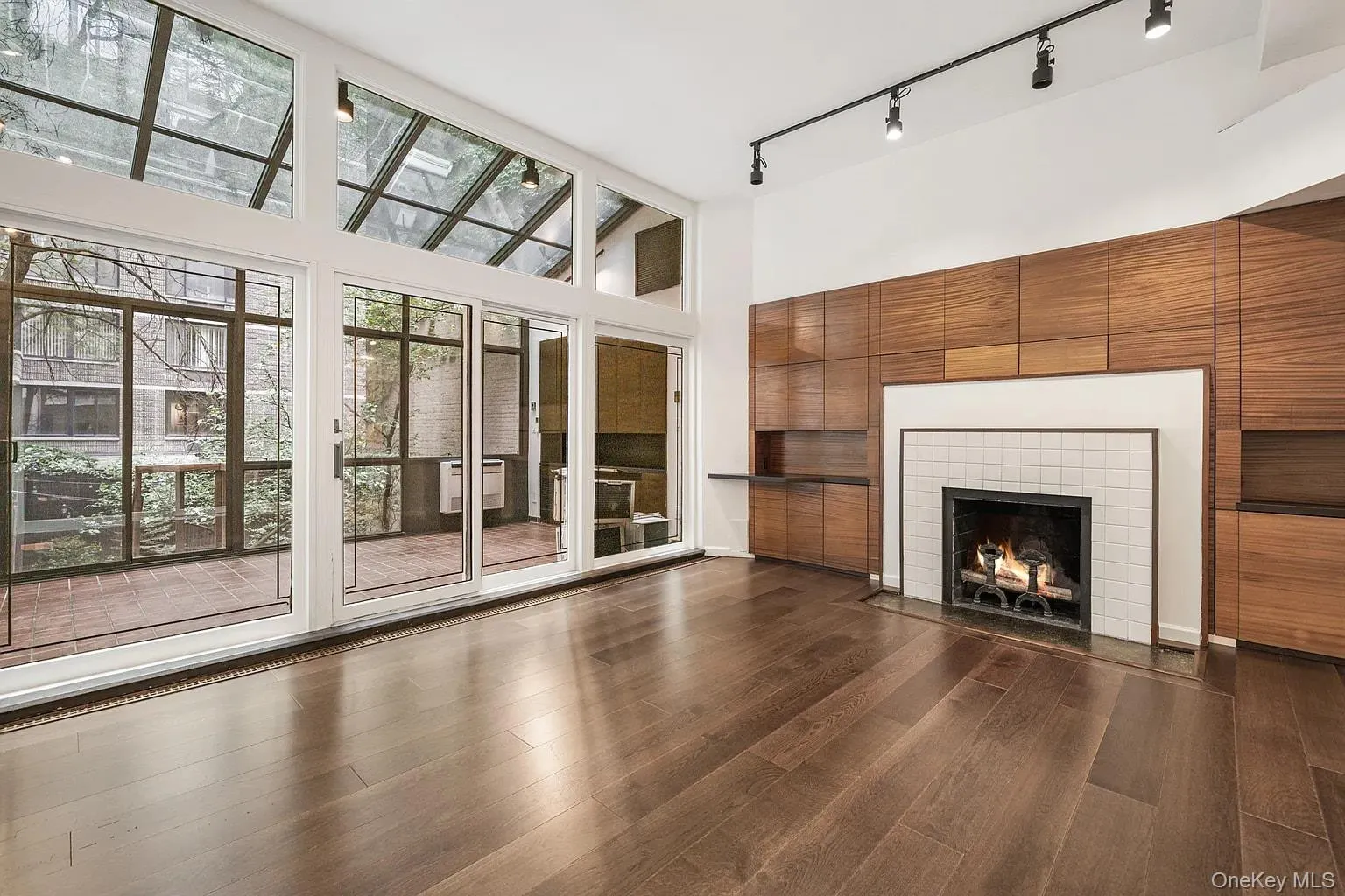 322 E 50th St, New York, NY, 3 Bedrooms Bedrooms, 10 Rooms Rooms,2 BathroomsBathrooms,Residential Lease,For Rent,E 50th St,0,1037455 322 E 50th St, New York, NY, 3 Bedrooms Bedrooms, 10 Rooms Rooms,2 BathroomsBathrooms,Residential Lease,For Rent,E 50th St,0,1037455