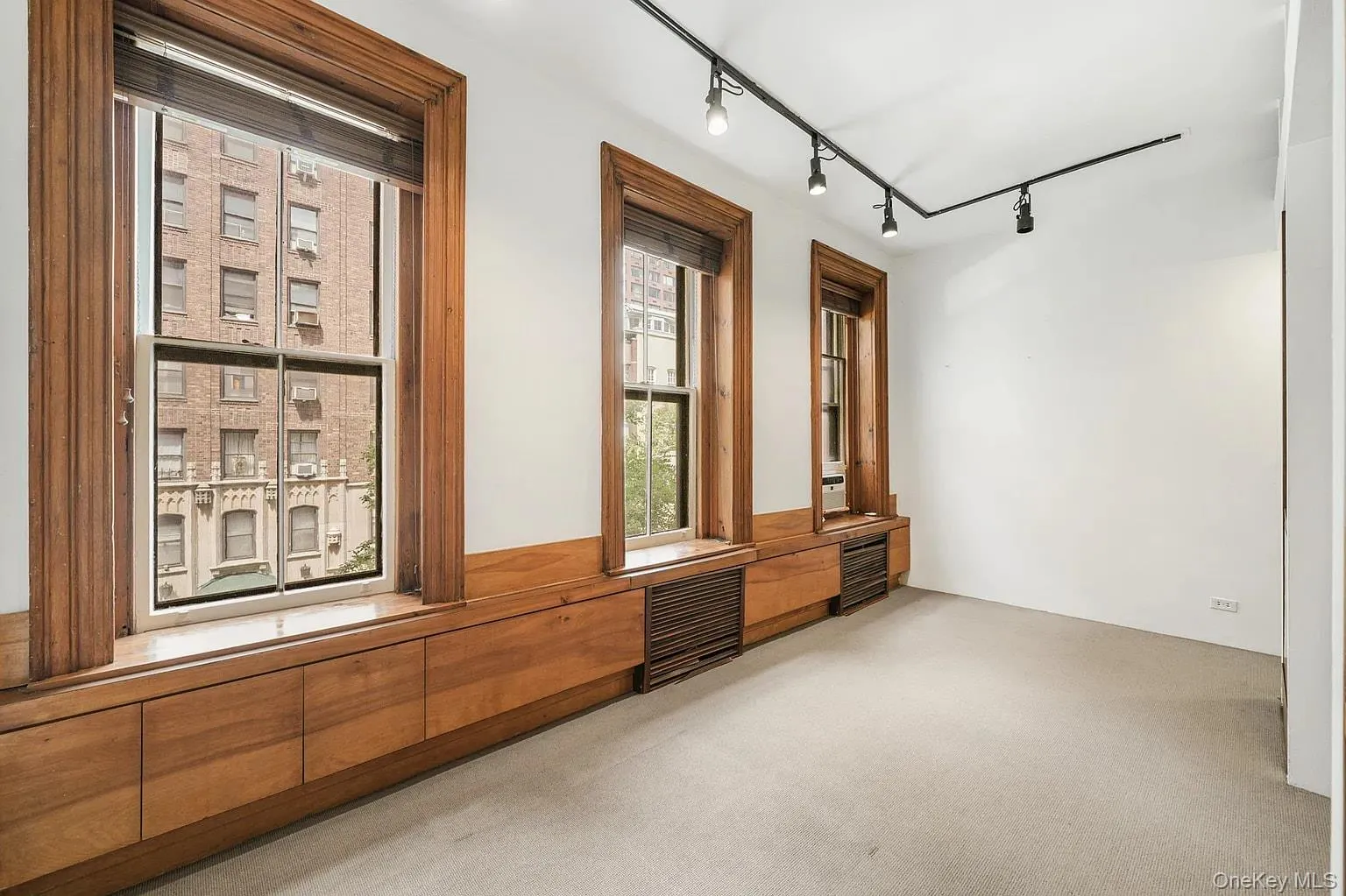 322 E 50th St, New York, NY, 3 Bedrooms Bedrooms, 10 Rooms Rooms,2 BathroomsBathrooms,Residential Lease,For Rent,E 50th St,0,1037455 322 E 50th St, New York, NY, 3 Bedrooms Bedrooms, 10 Rooms Rooms,2 BathroomsBathrooms,Residential Lease,For Rent,E 50th St,0,1037455