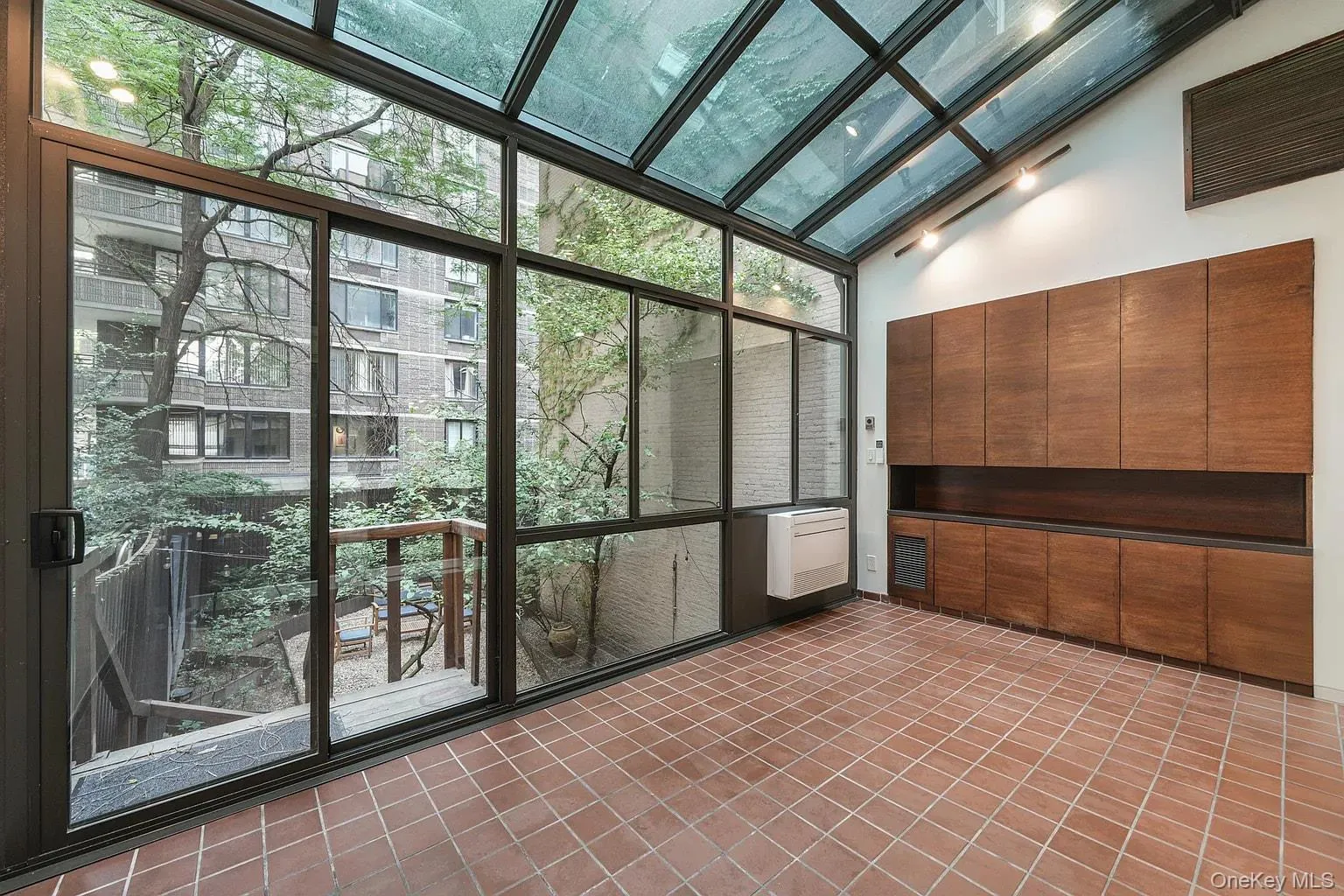 322 E 50th St, New York, NY, 3 Bedrooms Bedrooms, 10 Rooms Rooms,2 BathroomsBathrooms,Residential Lease,For Rent,E 50th St,0,1037455 322 E 50th St, New York, NY, 3 Bedrooms Bedrooms, 10 Rooms Rooms,2 BathroomsBathrooms,Residential Lease,For Rent,E 50th St,0,1037455