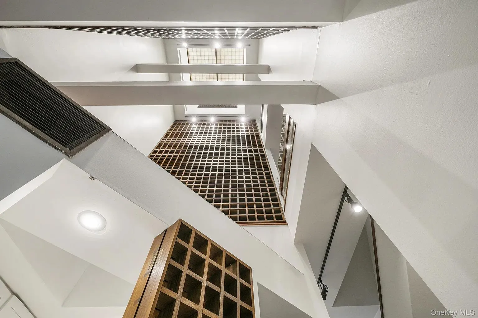 322 E 50th St, New York, NY, 3 Bedrooms Bedrooms, 10 Rooms Rooms,2 BathroomsBathrooms,Residential Lease,For Rent,E 50th St,0,1037455 322 E 50th St, New York, NY, 3 Bedrooms Bedrooms, 10 Rooms Rooms,2 BathroomsBathrooms,Residential Lease,For Rent,E 50th St,0,1037455