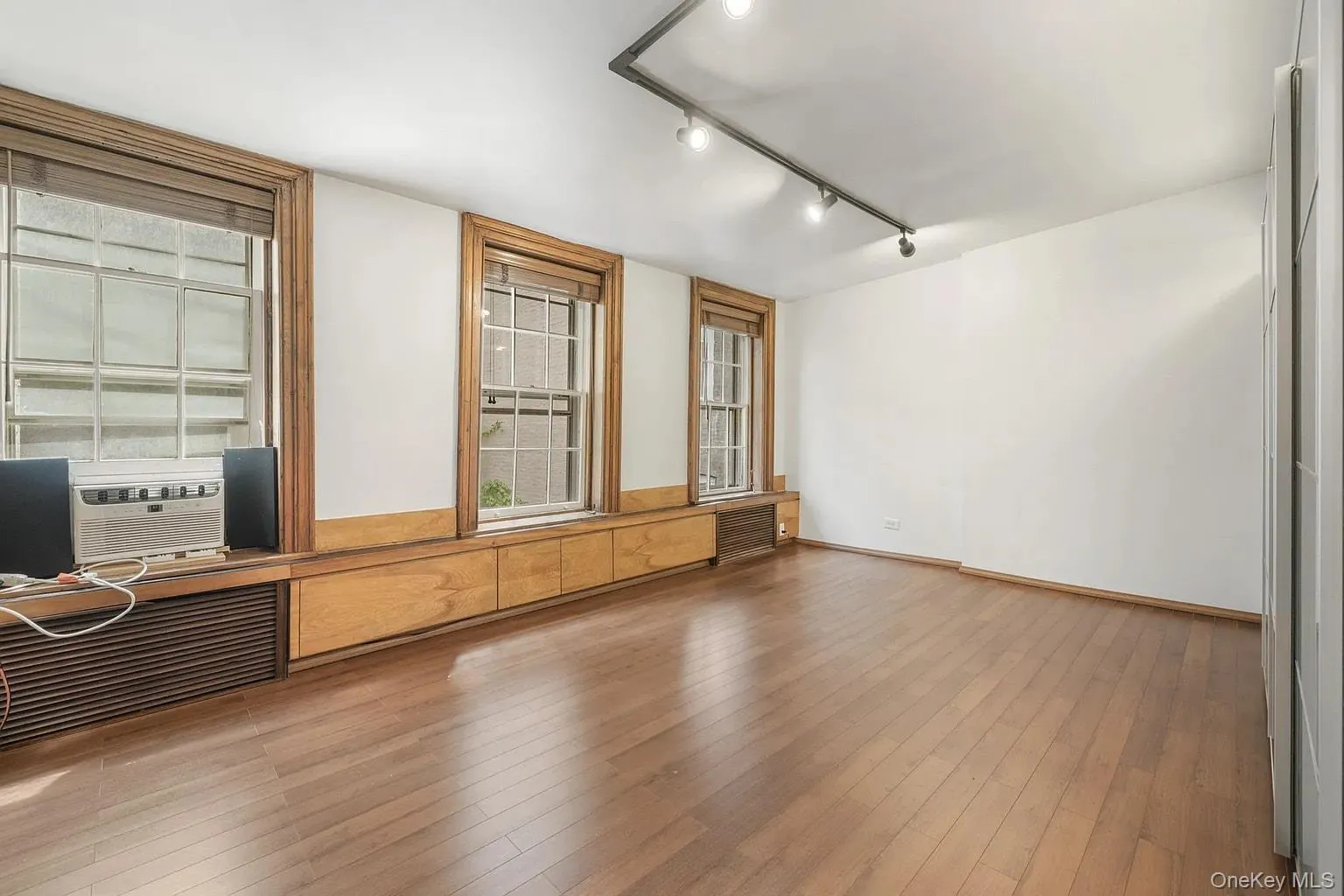 322 E 50th St, New York, NY, 3 Bedrooms Bedrooms, 10 Rooms Rooms,2 BathroomsBathrooms,Residential Lease,For Rent,E 50th St,0,1037455 322 E 50th St, New York, NY, 3 Bedrooms Bedrooms, 10 Rooms Rooms,2 BathroomsBathrooms,Residential Lease,For Rent,E 50th St,0,1037455