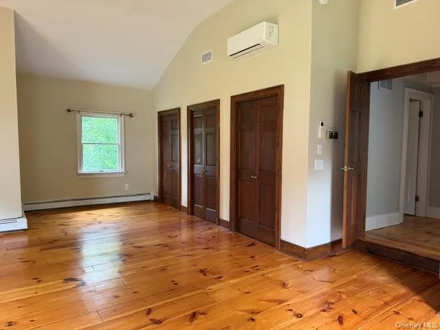 9 Iron Forge Road, Warwick (town), NY, 3 Bedrooms Bedrooms, 9 Rooms Rooms,2 BathroomsBathrooms,Residential Lease,For Rent,Iron Forge,0,1037459 9 Iron Forge Road, Warwick (town), NY, 3 Bedrooms Bedrooms, 9 Rooms Rooms,2 BathroomsBathrooms,Residential Lease,For Rent,Iron Forge,0,1037459