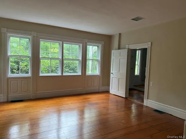 9 Iron Forge Road, Warwick (town), NY, 3 Bedrooms Bedrooms, 9 Rooms Rooms,2 BathroomsBathrooms,Residential Lease,For Rent,Iron Forge,0,1037459 9 Iron Forge Road, Warwick (town), NY, 3 Bedrooms Bedrooms, 9 Rooms Rooms,2 BathroomsBathrooms,Residential Lease,For Rent,Iron Forge,0,1037459