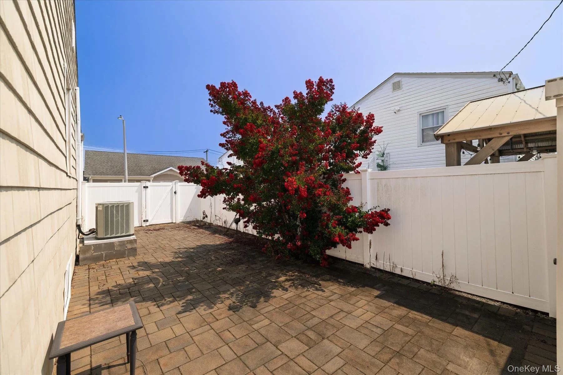 39 Vinton Street, Long Beach, NY, 4 Bedrooms Bedrooms, 7 Rooms Rooms,2 BathroomsBathrooms,Residential,For Rent,Vinton,0,1037461 39 Vinton Street, Long Beach, NY, 4 Bedrooms Bedrooms, 7 Rooms Rooms,2 BathroomsBathrooms,Residential,For Rent,Vinton,0,1037461