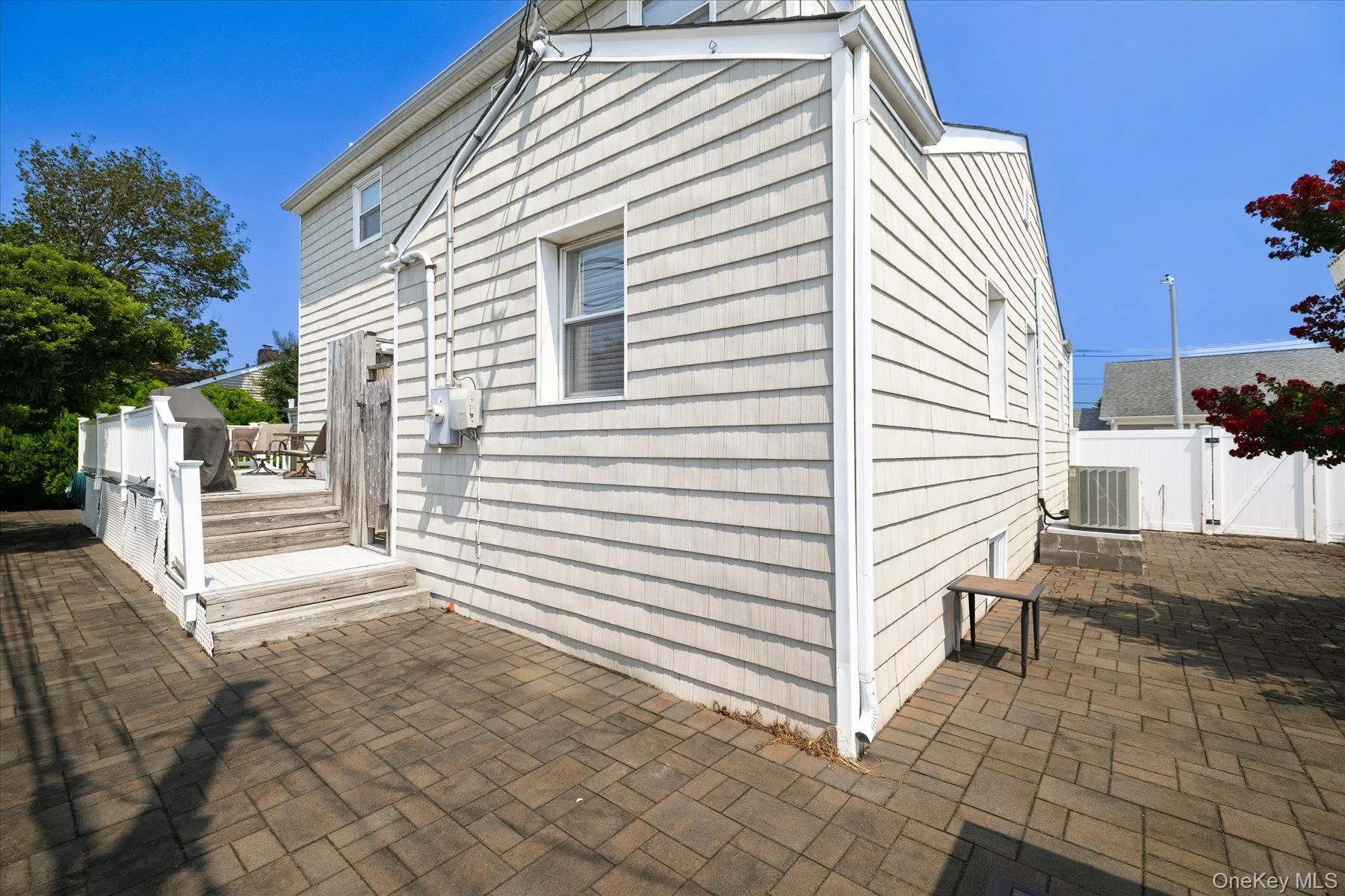 39 Vinton Street, Long Beach, NY, 4 Bedrooms Bedrooms, 7 Rooms Rooms,2 BathroomsBathrooms,Residential,For Rent,Vinton,0,1037461 39 Vinton Street, Long Beach, NY, 4 Bedrooms Bedrooms, 7 Rooms Rooms,2 BathroomsBathrooms,Residential,For Rent,Vinton,0,1037461