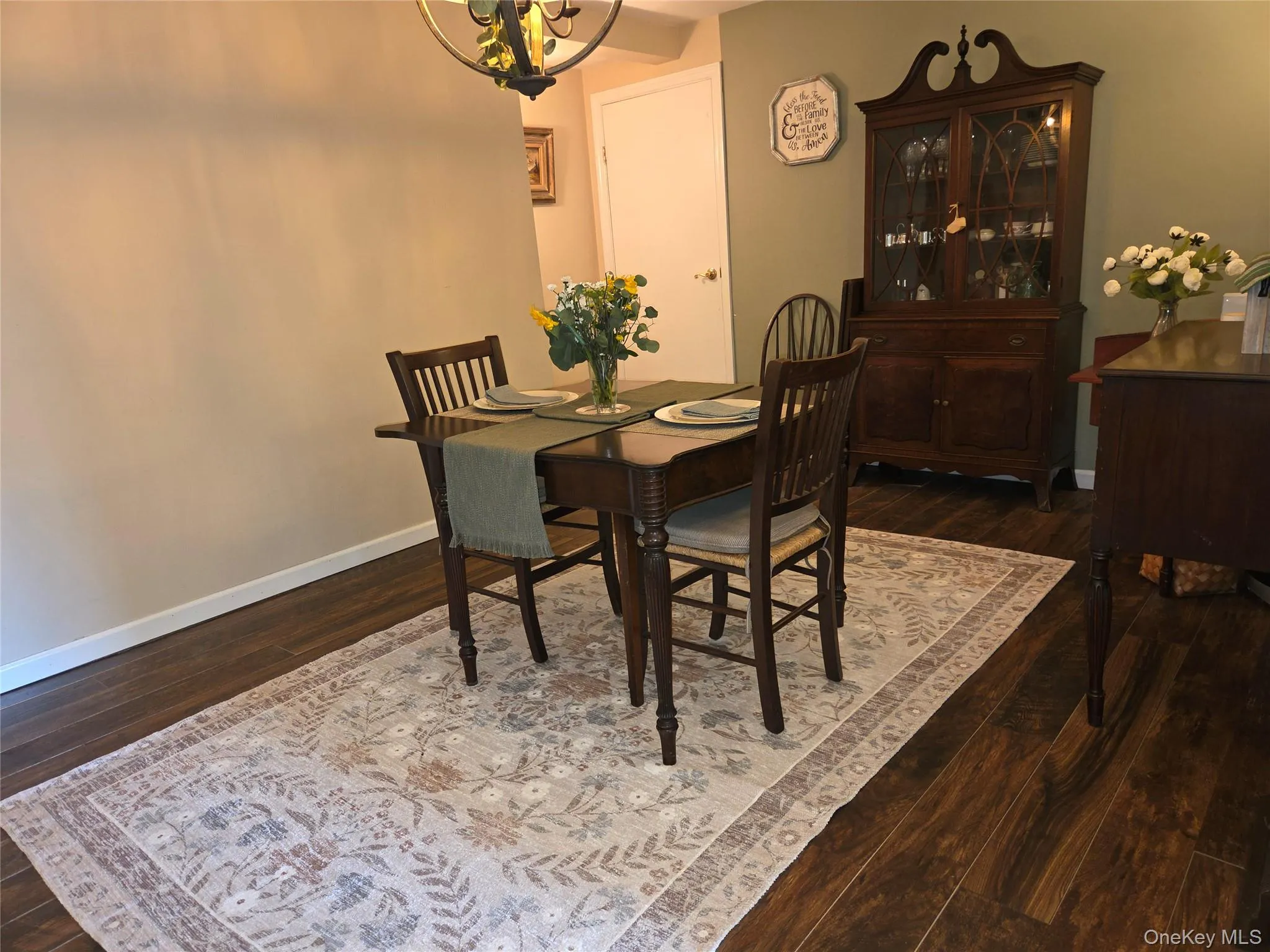 33 Elmwood Avenue, Brookhaven, NY, 3 Bedrooms Bedrooms, 7 Rooms Rooms,1 BathroomBathrooms,Residential,For Rent,Elmwood,0,1037464 33 Elmwood Avenue, Brookhaven, NY, 3 Bedrooms Bedrooms, 7 Rooms Rooms,1 BathroomBathrooms,Residential,For Rent,Elmwood,0,1037464