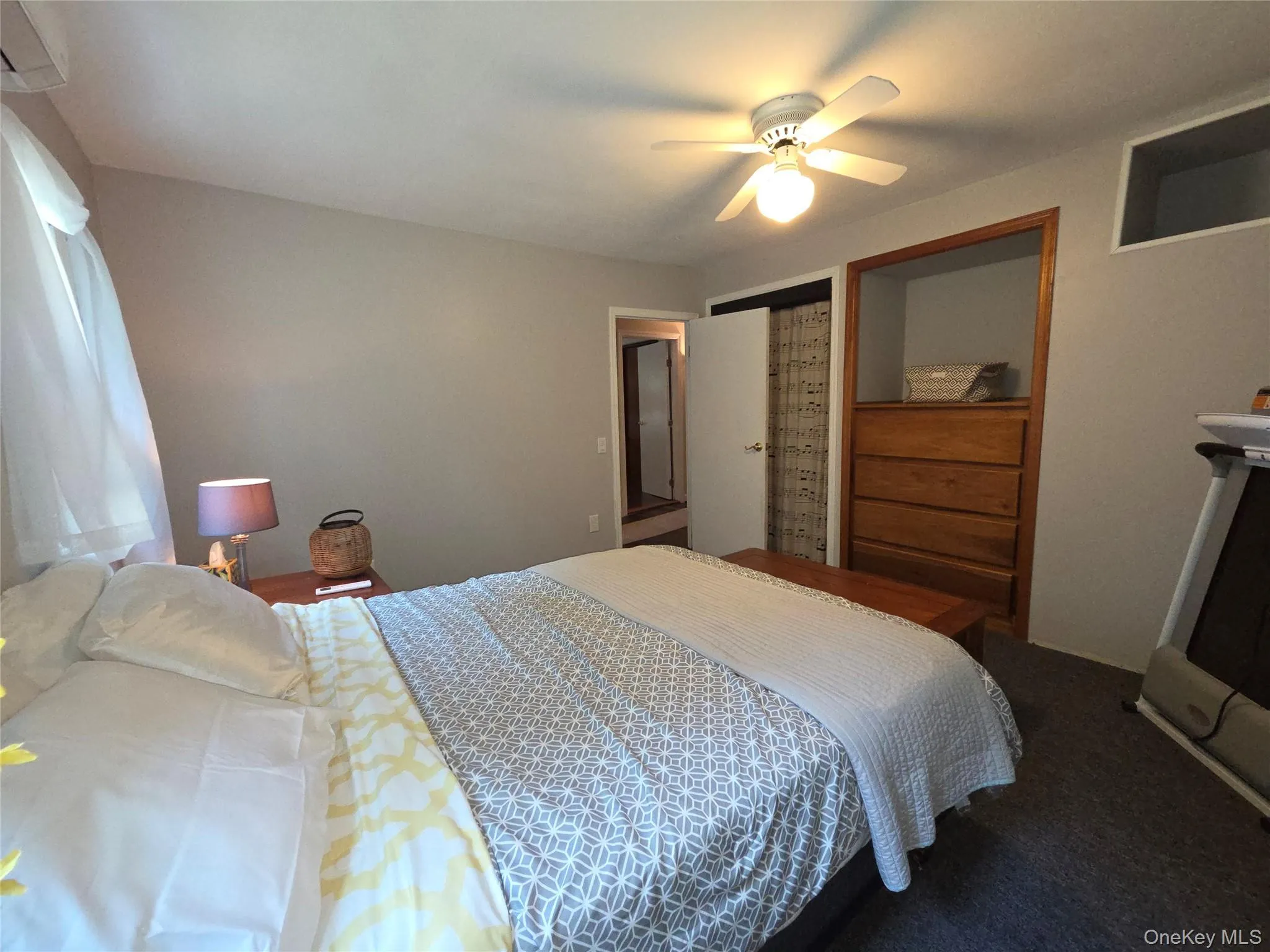 33 Elmwood Avenue, Brookhaven, NY, 3 Bedrooms Bedrooms, 7 Rooms Rooms,1 BathroomBathrooms,Residential,For Rent,Elmwood,0,1037464 33 Elmwood Avenue, Brookhaven, NY, 3 Bedrooms Bedrooms, 7 Rooms Rooms,1 BathroomBathrooms,Residential,For Rent,Elmwood,0,1037464