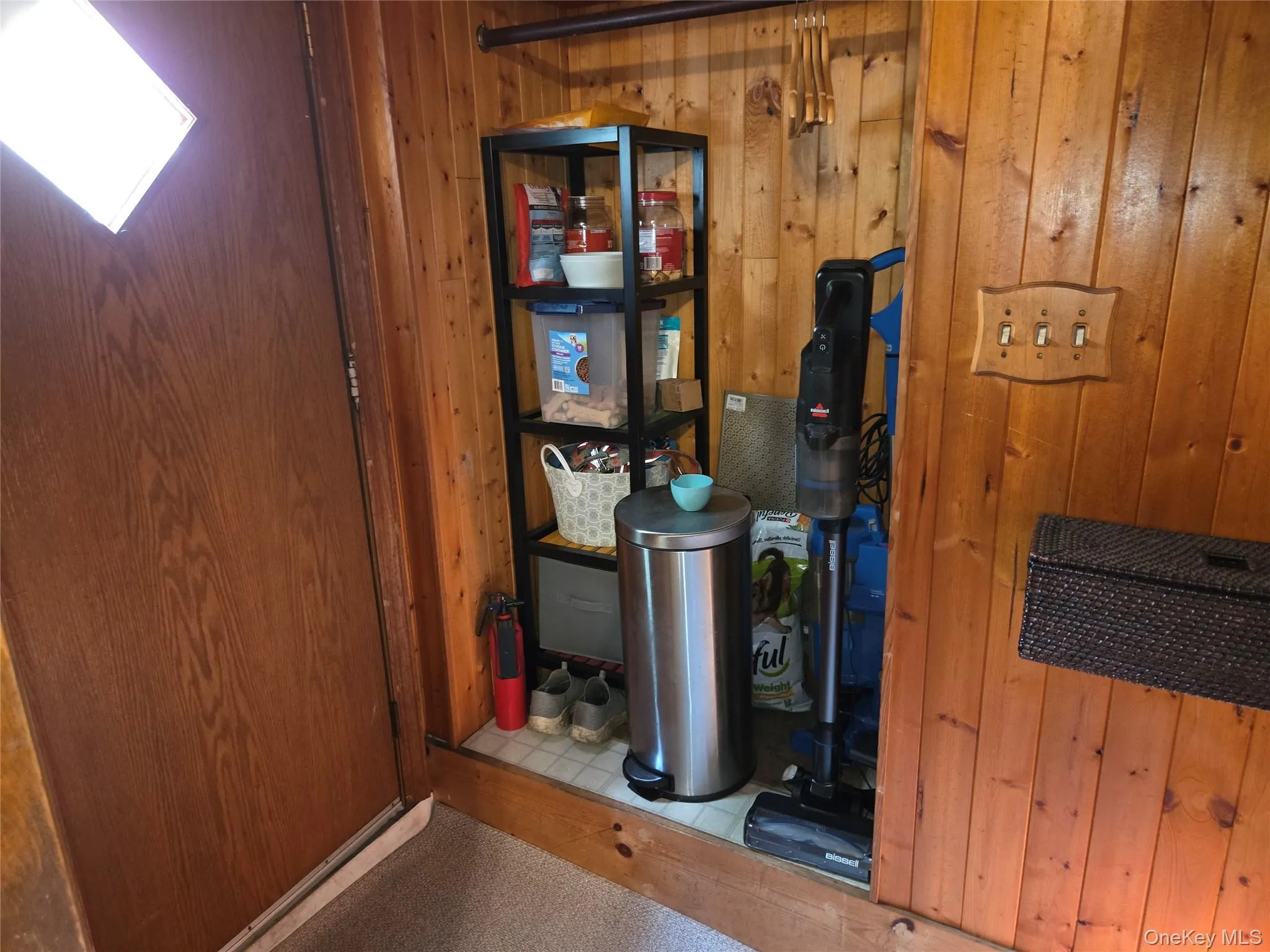 33 Elmwood Avenue, Brookhaven, NY, 3 Bedrooms Bedrooms, 7 Rooms Rooms,1 BathroomBathrooms,Residential,For Rent,Elmwood,0,1037464 33 Elmwood Avenue, Brookhaven, NY, 3 Bedrooms Bedrooms, 7 Rooms Rooms,1 BathroomBathrooms,Residential,For Rent,Elmwood,0,1037464