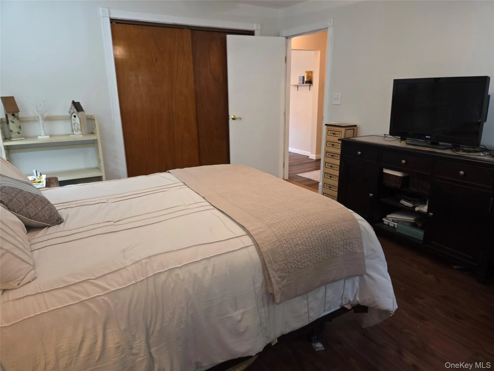 33 Elmwood Avenue, Brookhaven, NY, 3 Bedrooms Bedrooms, 7 Rooms Rooms,1 BathroomBathrooms,Residential,For Rent,Elmwood,0,1037464 33 Elmwood Avenue, Brookhaven, NY, 3 Bedrooms Bedrooms, 7 Rooms Rooms,1 BathroomBathrooms,Residential,For Rent,Elmwood,0,1037464
