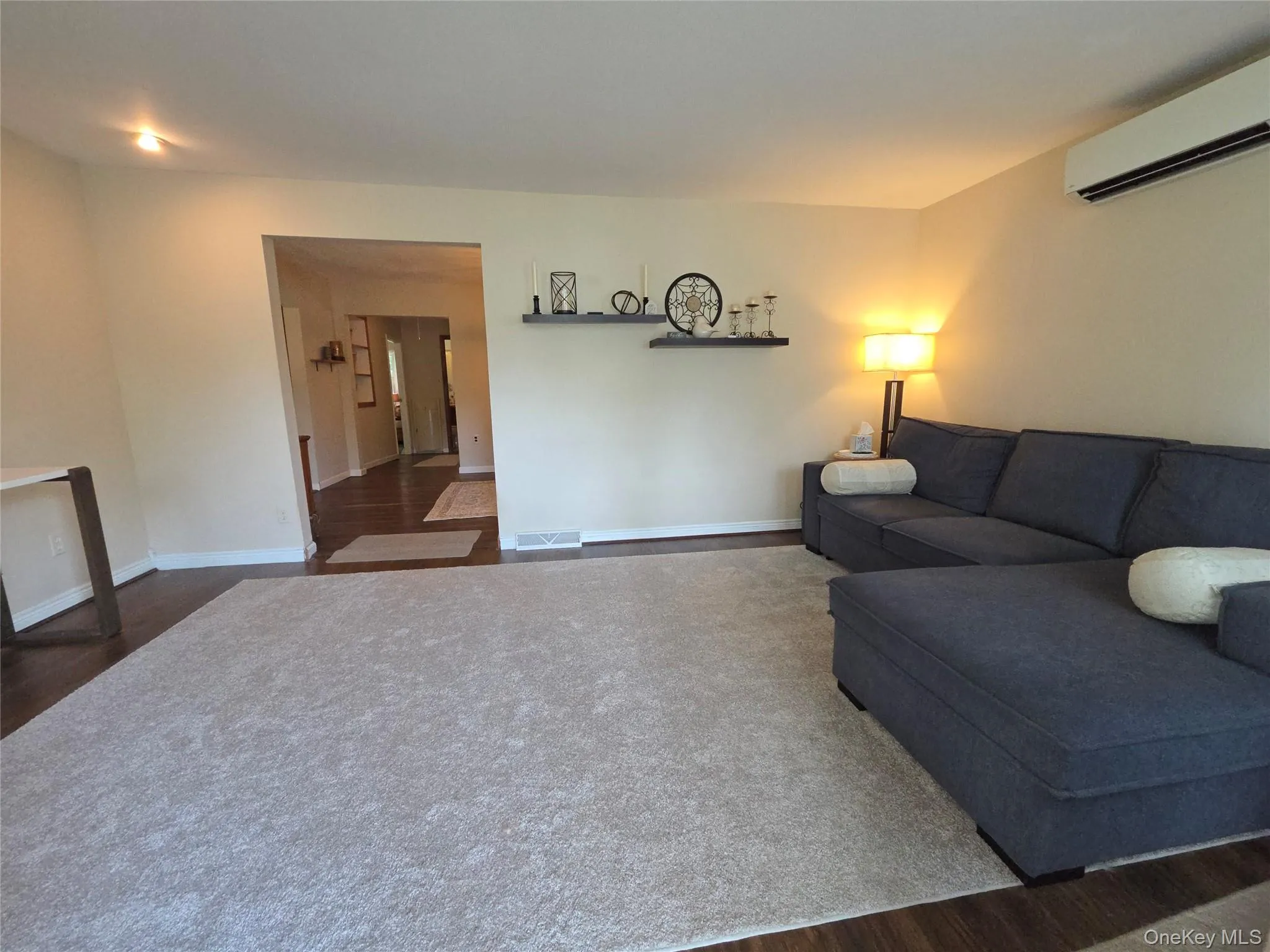 33 Elmwood Avenue, Brookhaven, NY, 3 Bedrooms Bedrooms, 7 Rooms Rooms,1 BathroomBathrooms,Residential,For Rent,Elmwood,0,1037464 33 Elmwood Avenue, Brookhaven, NY, 3 Bedrooms Bedrooms, 7 Rooms Rooms,1 BathroomBathrooms,Residential,For Rent,Elmwood,0,1037464