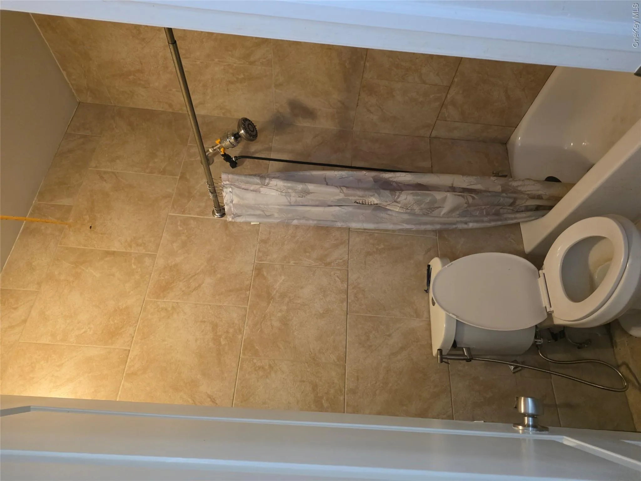 645 Mead Street, New York, NY, 7 Bedrooms Bedrooms, 10 Rooms Rooms,2 BathroomsBathrooms,Residential,For Rent,Mead,0,1037466 645 Mead Street, New York, NY, 7 Bedrooms Bedrooms, 10 Rooms Rooms,2 BathroomsBathrooms,Residential,For Rent,Mead,0,1037466