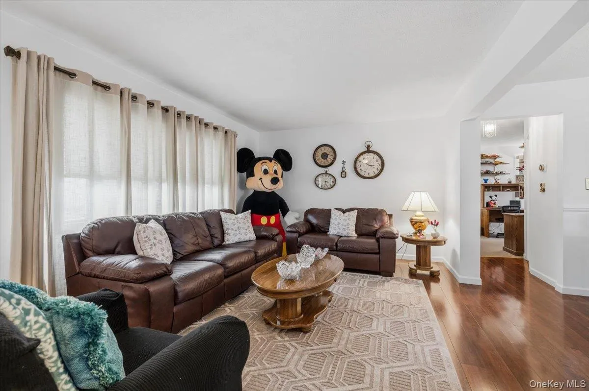 210 5th Street, Oyster Bay, NY, 3 Bedrooms Bedrooms, 7 Rooms Rooms,2 BathroomsBathrooms,Residential,For Rent,5th,0,1037468 210 5th Street, Oyster Bay, NY, 3 Bedrooms Bedrooms, 7 Rooms Rooms,2 BathroomsBathrooms,Residential,For Rent,5th,0,1037468