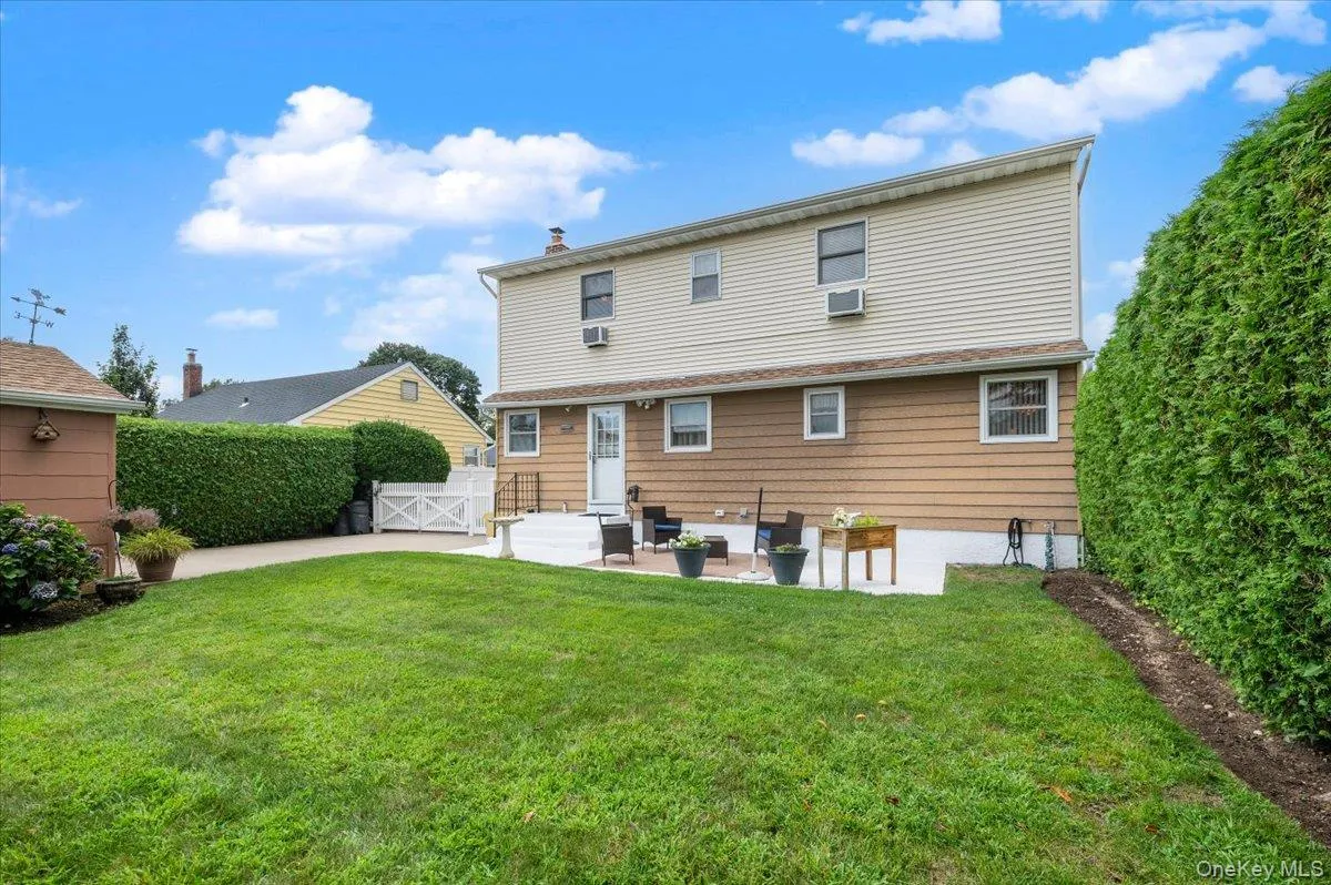 210 5th Street, Oyster Bay, NY, 3 Bedrooms Bedrooms, 7 Rooms Rooms,2 BathroomsBathrooms,Residential,For Rent,5th,0,1037468 210 5th Street, Oyster Bay, NY, 3 Bedrooms Bedrooms, 7 Rooms Rooms,2 BathroomsBathrooms,Residential,For Rent,5th,0,1037468
