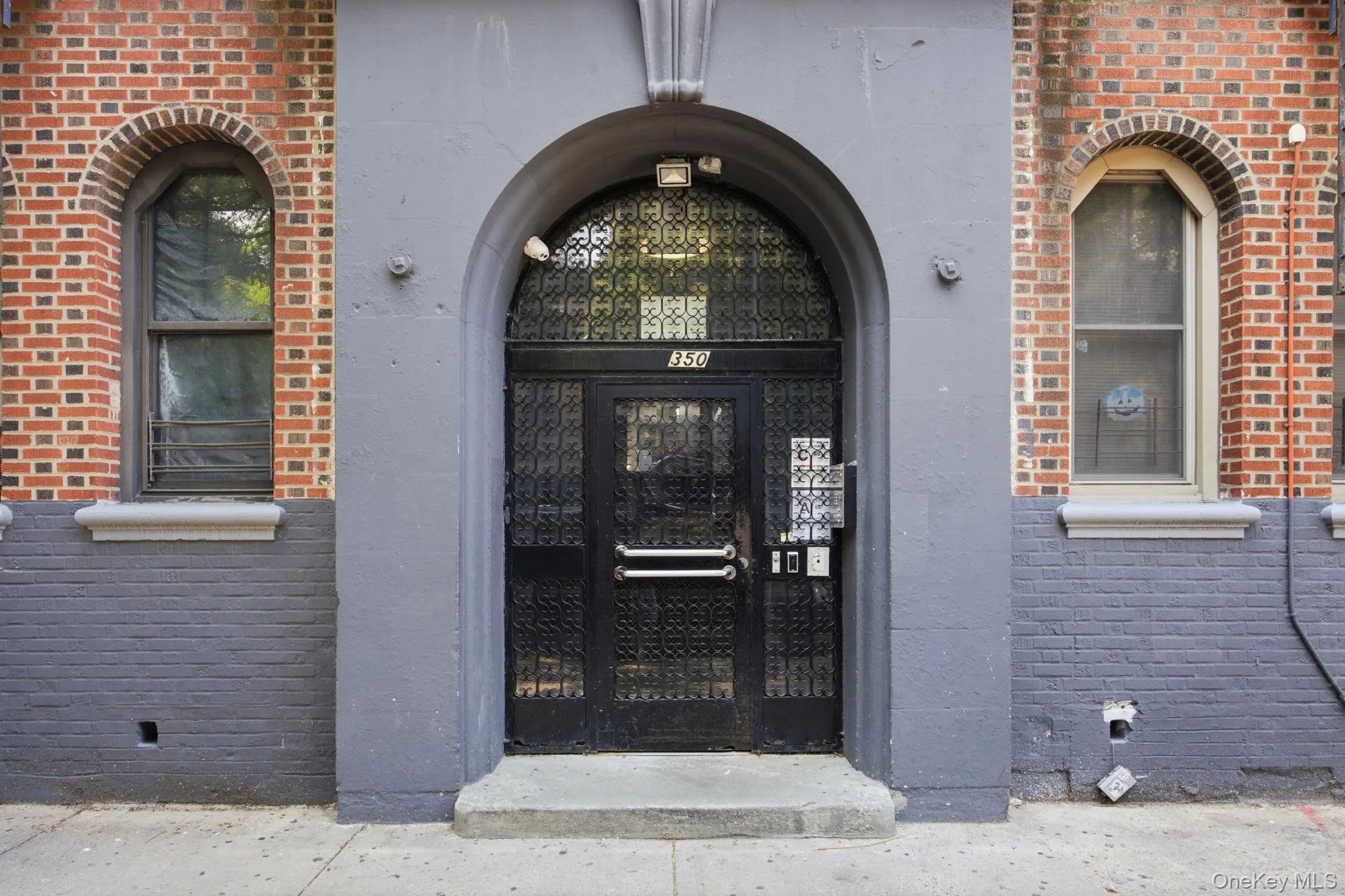 350 4th Street, New York, NY, 2 Bedrooms Bedrooms, 4 Rooms Rooms,1 BathroomBathrooms,Residential,For Rent,4th,0,1037470 350 4th Street, New York, NY, 2 Bedrooms Bedrooms, 4 Rooms Rooms,1 BathroomBathrooms,Residential,For Rent,4th,0,1037470