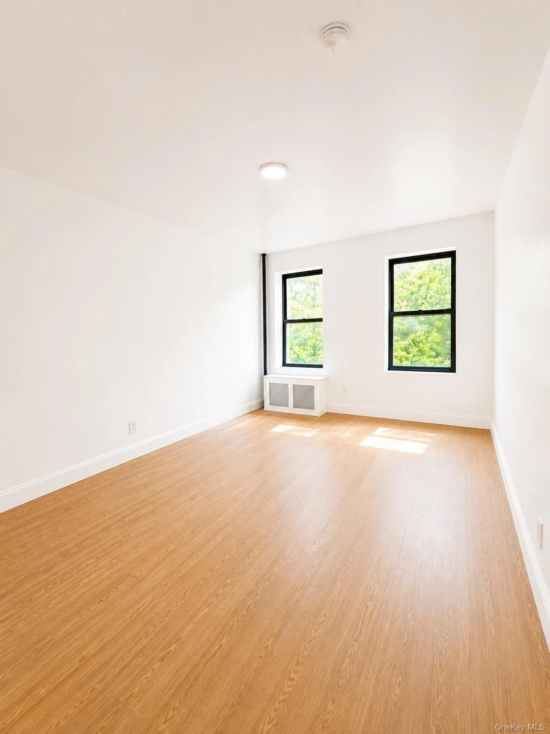 4220 Kissena Boulevard, New York, NY, 2 Bedrooms Bedrooms, 5 Rooms Rooms,1 BathroomBathrooms,Residential,For Rent,Kissena,0,1037471 4220 Kissena Boulevard, New York, NY, 2 Bedrooms Bedrooms, 5 Rooms Rooms,1 BathroomBathrooms,Residential,For Rent,Kissena,0,1037471