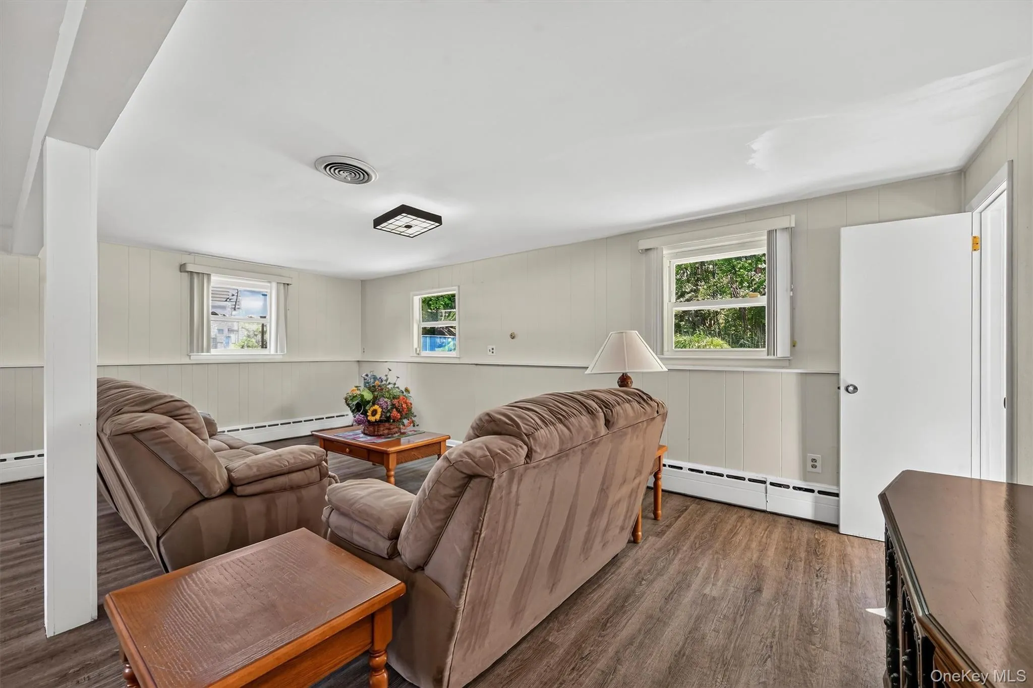24 Meadow Street, Newburgh (town), NY, 3 Bedrooms Bedrooms, 7 Rooms Rooms,2 BathroomsBathrooms,Residential,For Rent,Meadow,0,1037473 24 Meadow Street, Newburgh (town), NY, 3 Bedrooms Bedrooms, 7 Rooms Rooms,2 BathroomsBathrooms,Residential,For Rent,Meadow,0,1037473